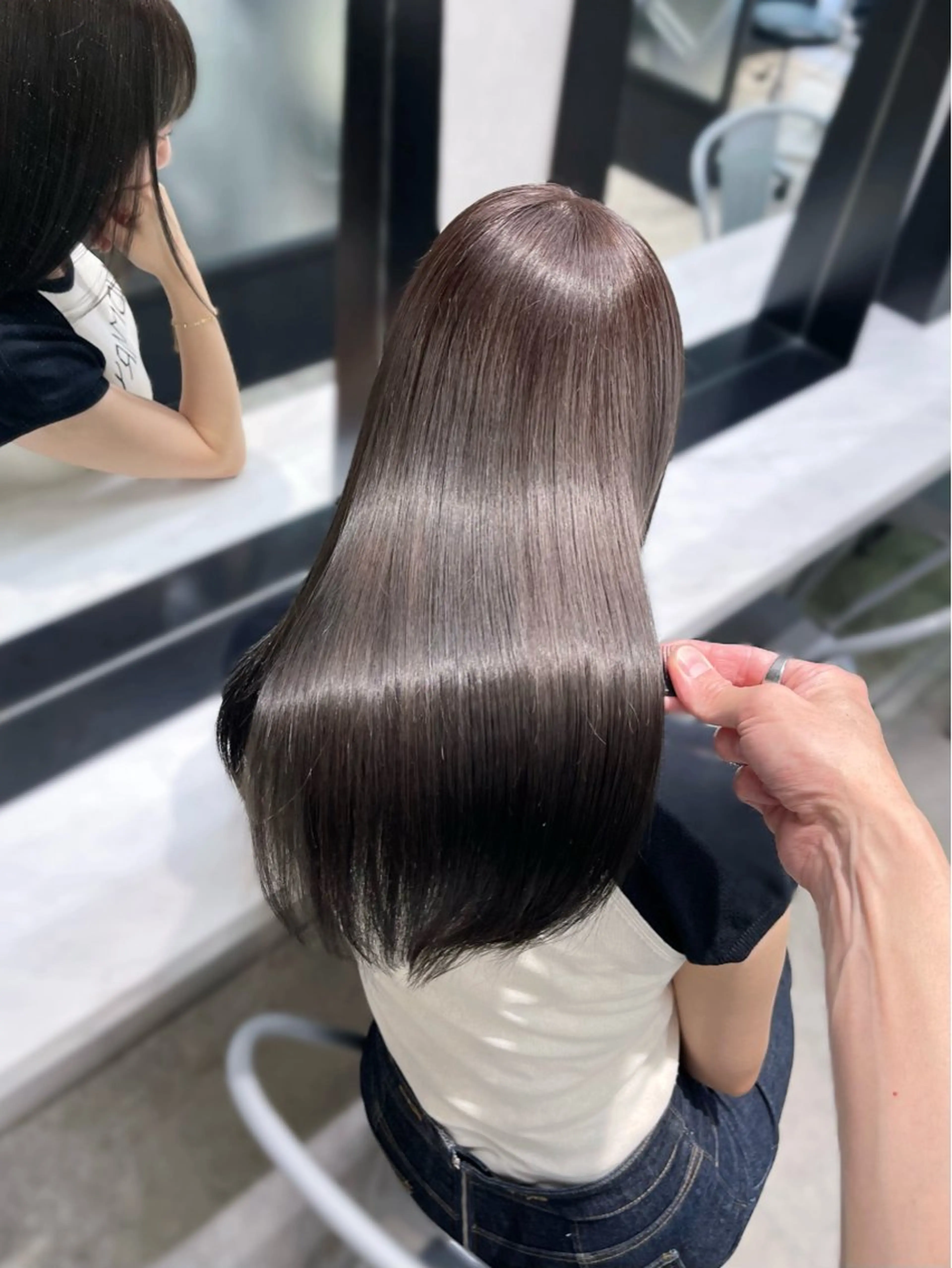 前髪カット+リタッチカラー＋髪質改善ストレート＋髪質改善トリートメントの写真