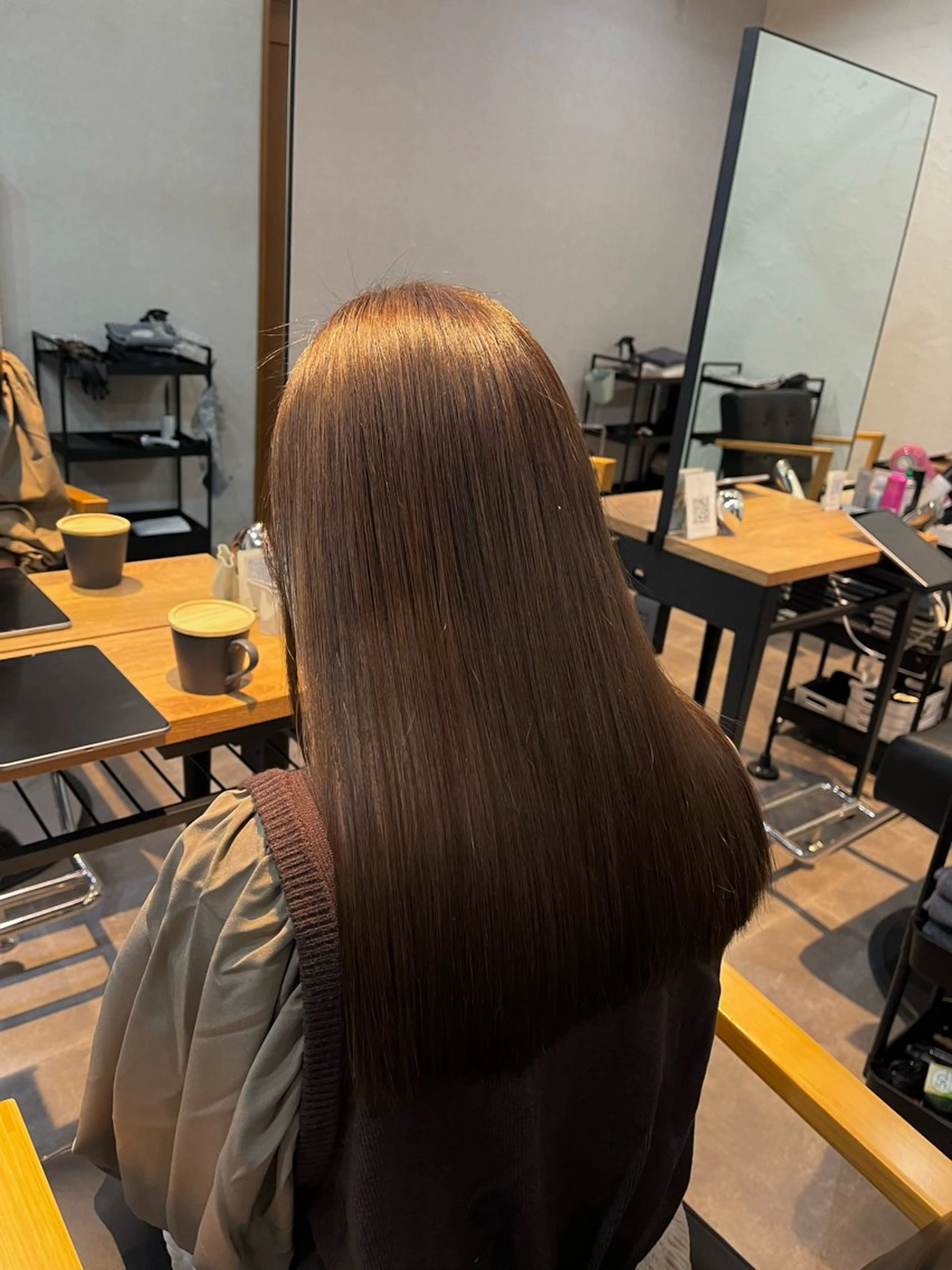 セミロング カラー ヘアカラー トリートメント 東 大智のヘアスタイル