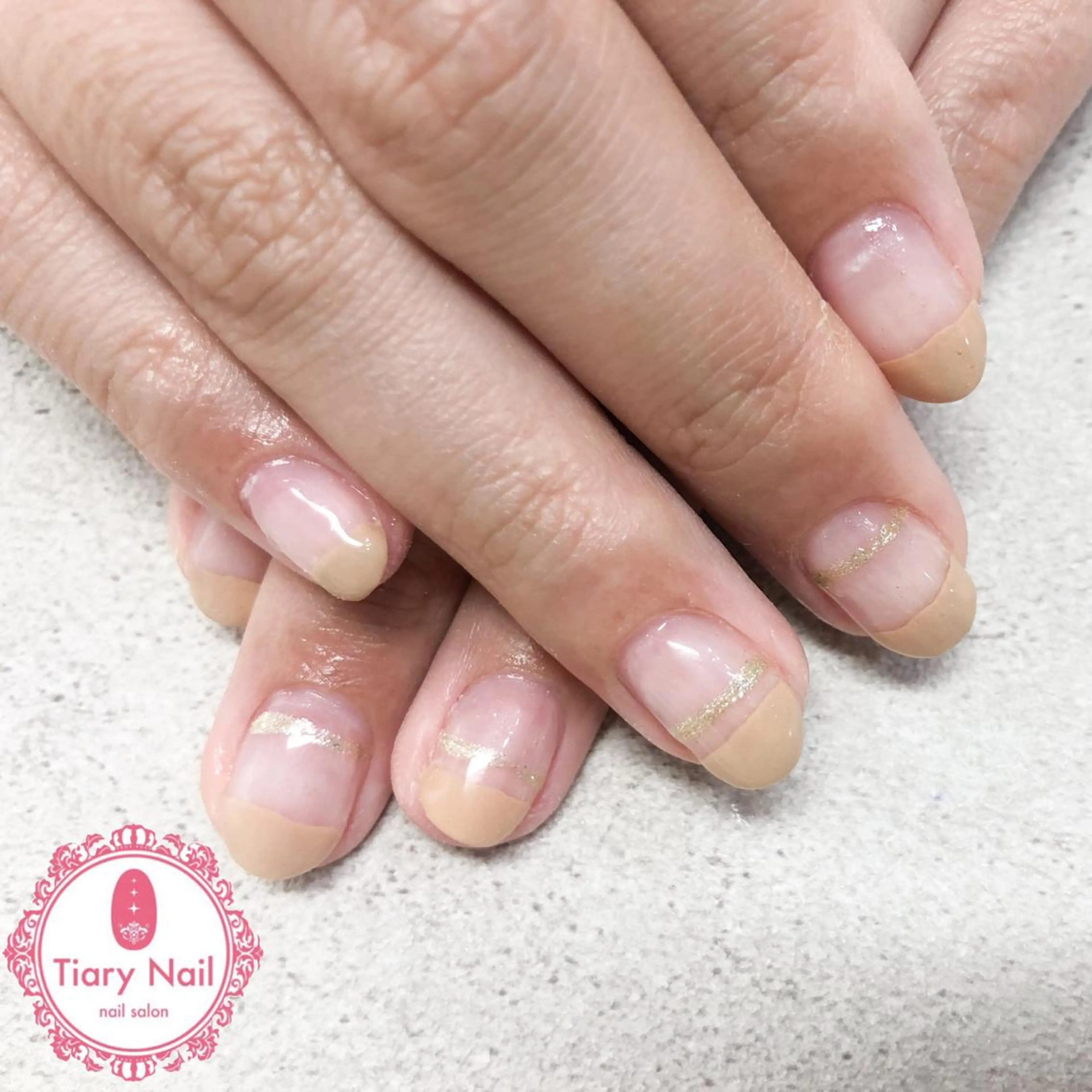 ネイル tiarynail K Kのネイルデザイン