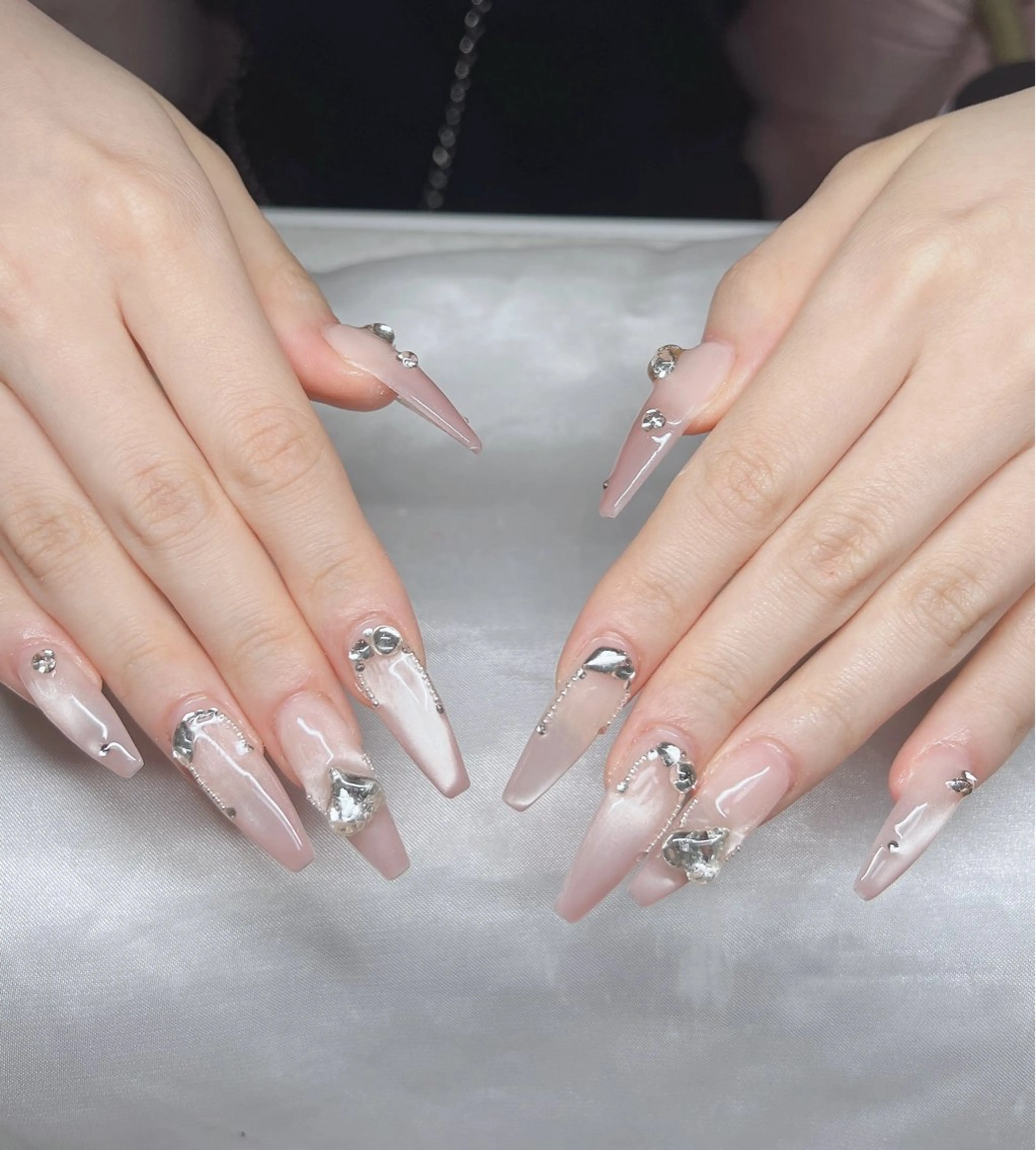 ネイル 長さ出し グラデーション キラキラネイル マグネットネイル ニュアンスネイル Lee Nails チップ長さだし専門店のネイルデザイン