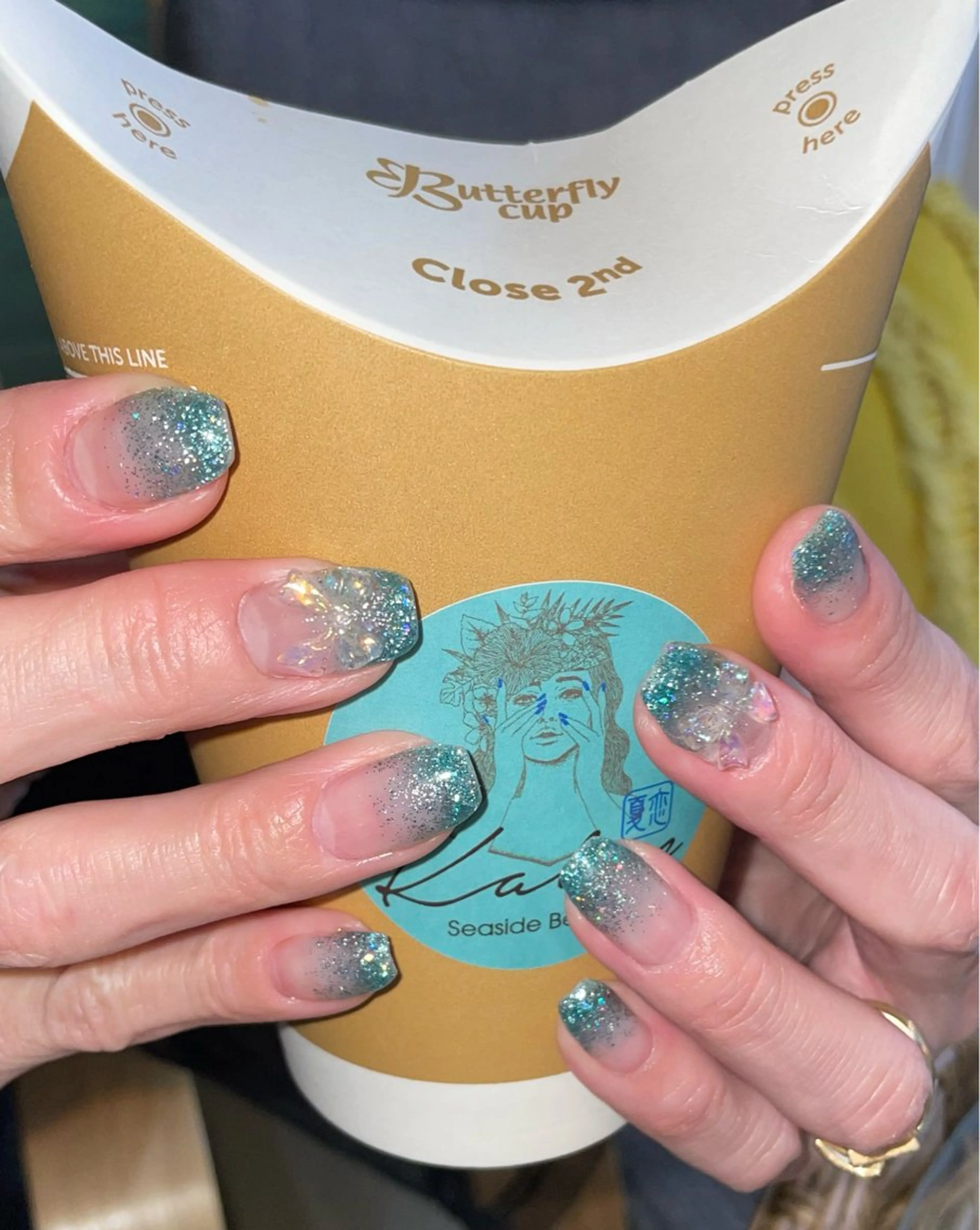 ネイル Kalen_ Ami北谷町北前のネイルデザイン