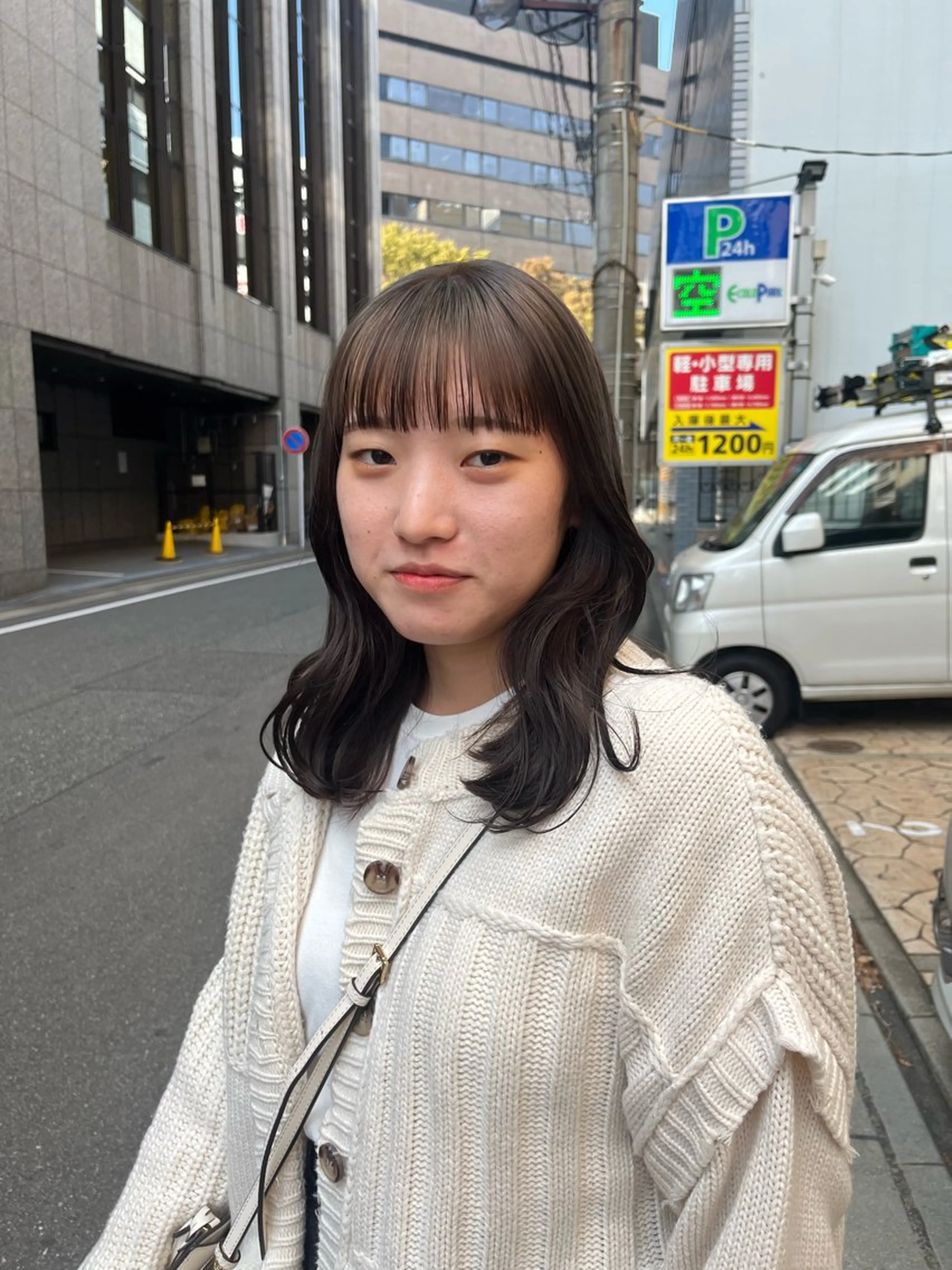 カラー 透明感カラー オリーブカラー ヘアカラー トリートメント こまつばらみお/レイ ヤー/ダブルカラーのヘアスタイル