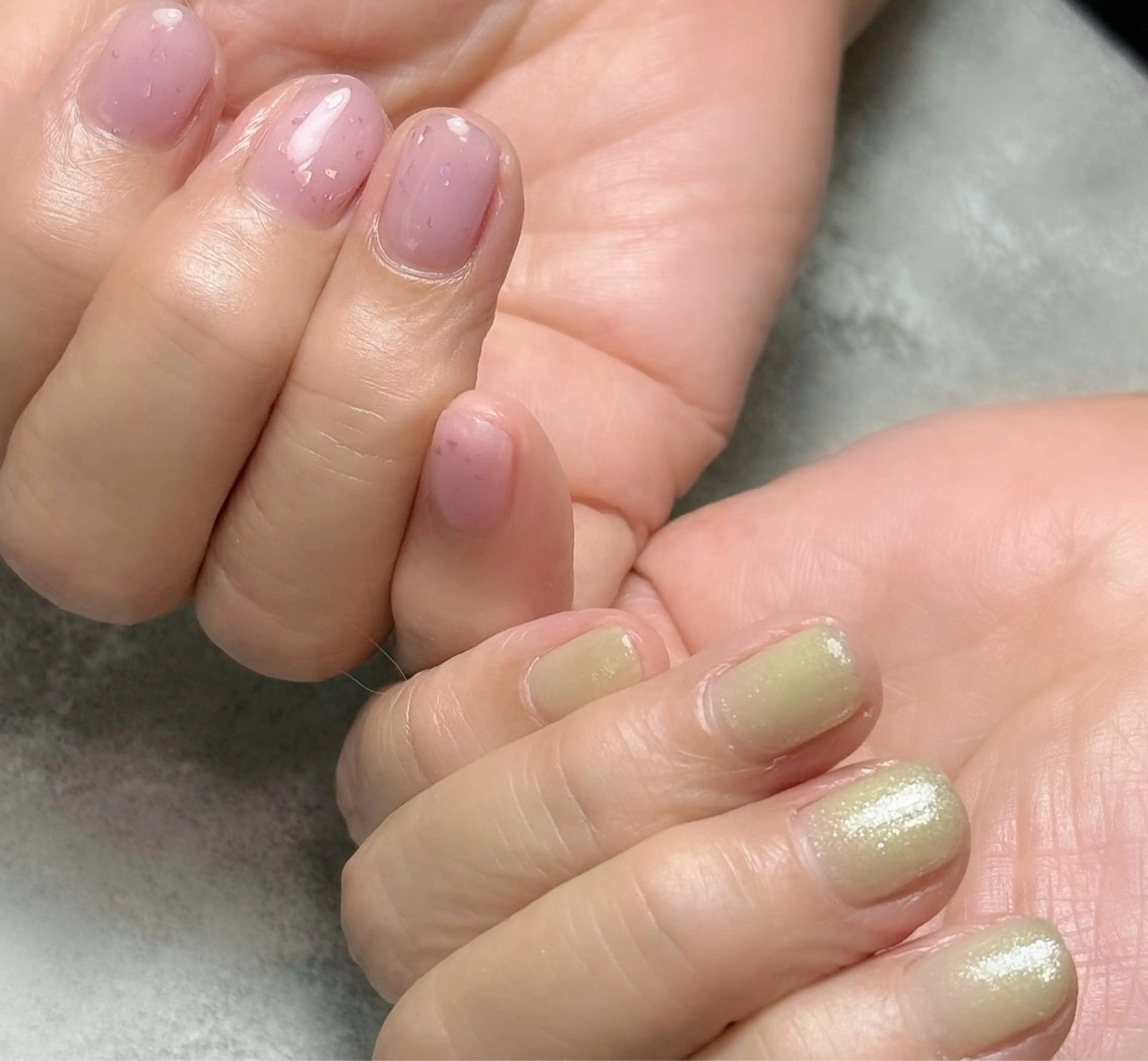 ネイル グリーン ラメ(グリッター) ピンク ハンドネイル Narumi nailのネイルデザイン