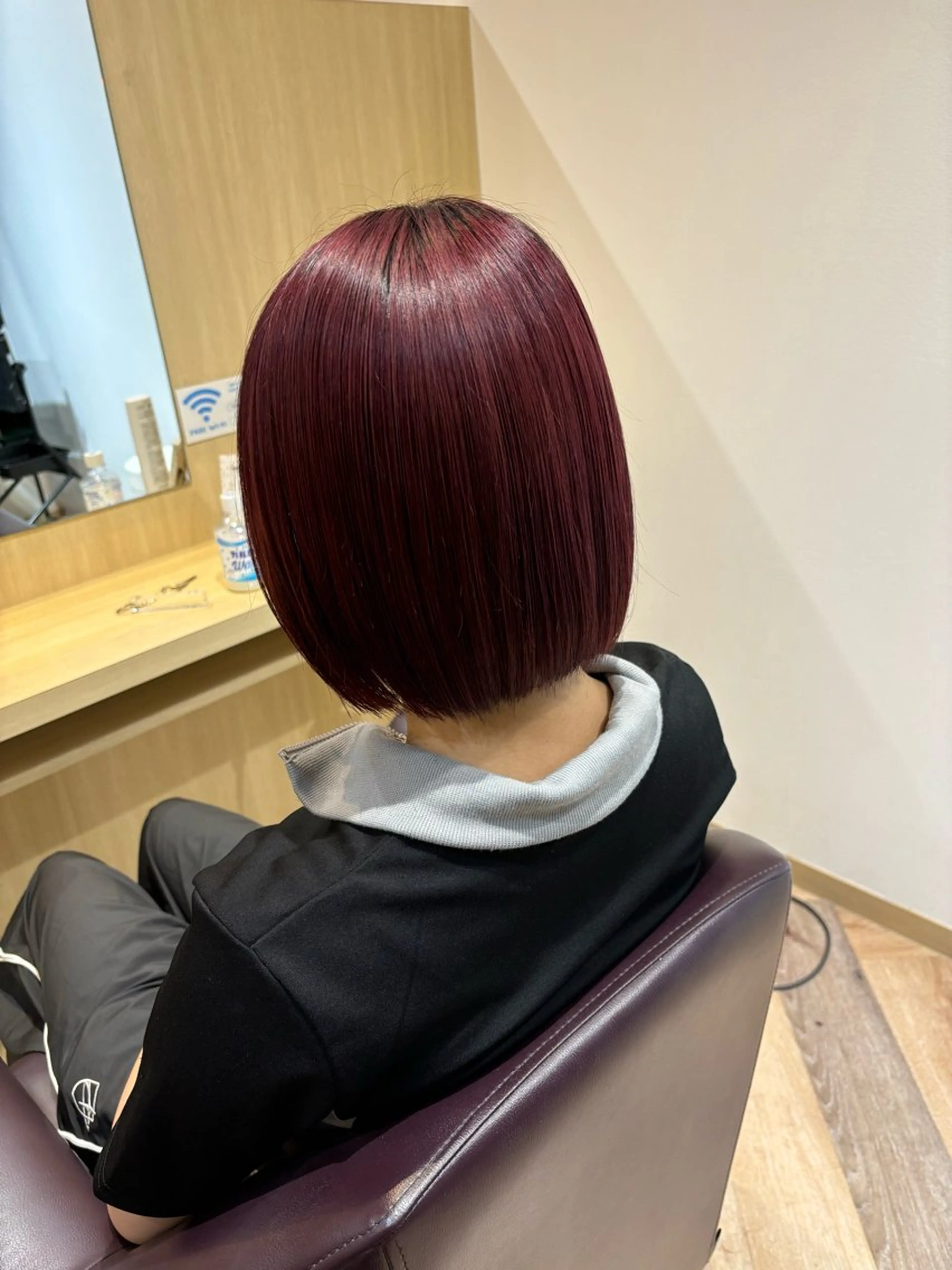 ショート カラー レッドカラー ボブ カット ヘアカラー ゆい/パーマ/レイヤ ー/似合わせカラーのヘアスタイル