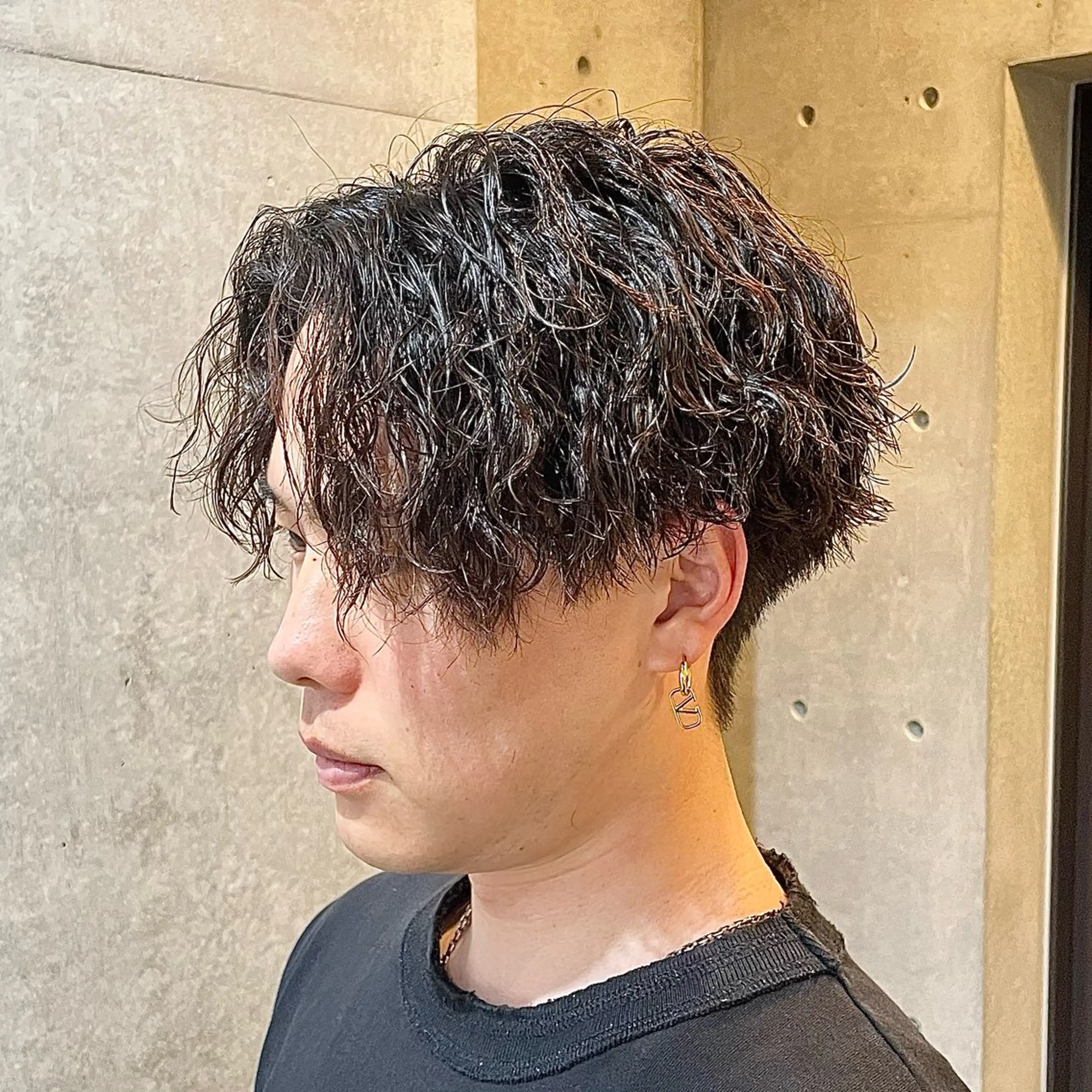 ショート パーマ メンズ センターパート メンズハイライト メンズメッシュ メンズパーマ スパイキーショート 心斎橋メンズパーマ/ シャドウ/山下拓実のヘアスタイル