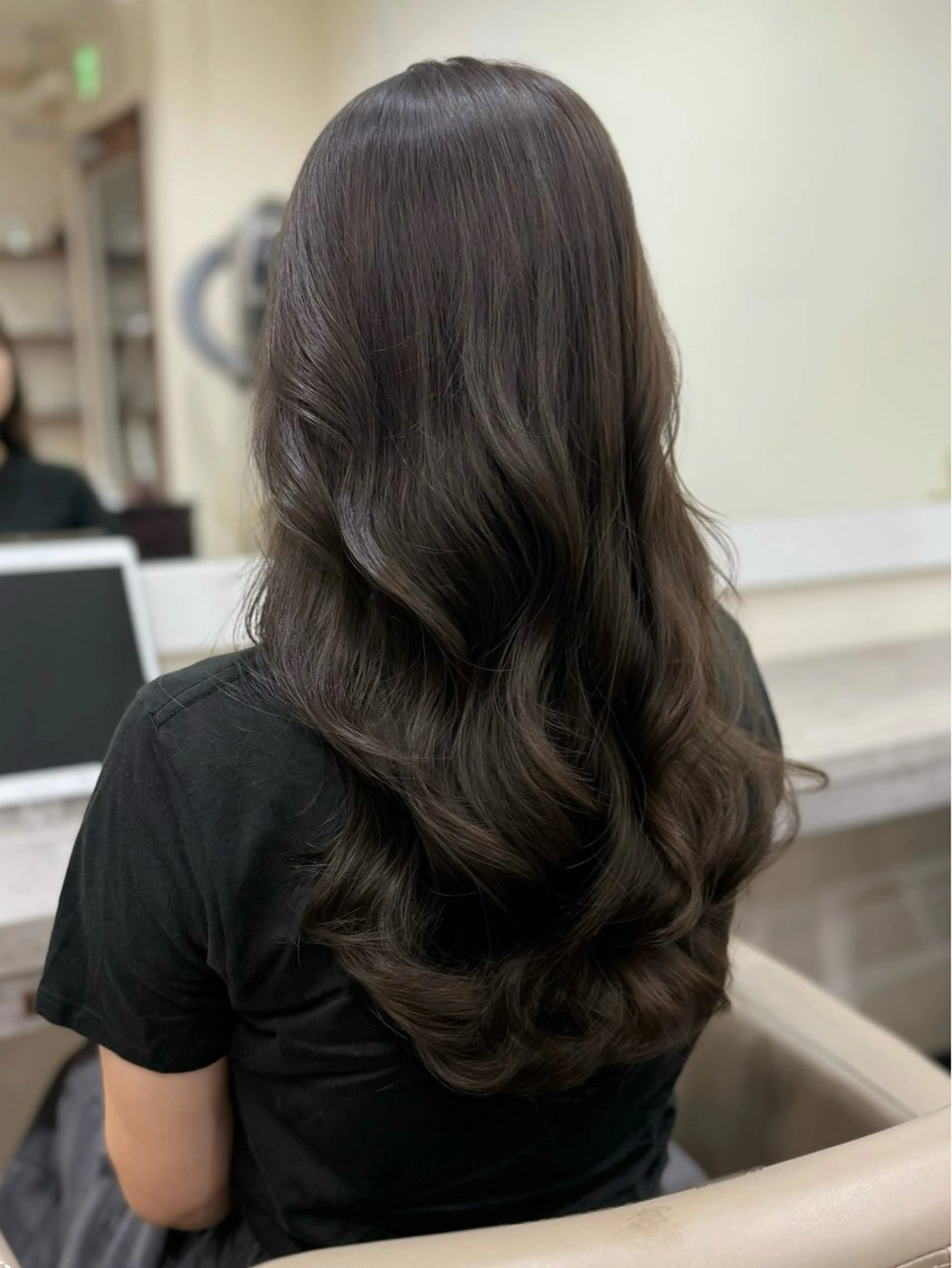 ロング カラー ベージュカラー ブリーチ 透明感カラー ブリーチなしカラー オリーブカラー ヘアカラー 韓国風パーマ/ヘア セット/店長みづきのヘアスタイル