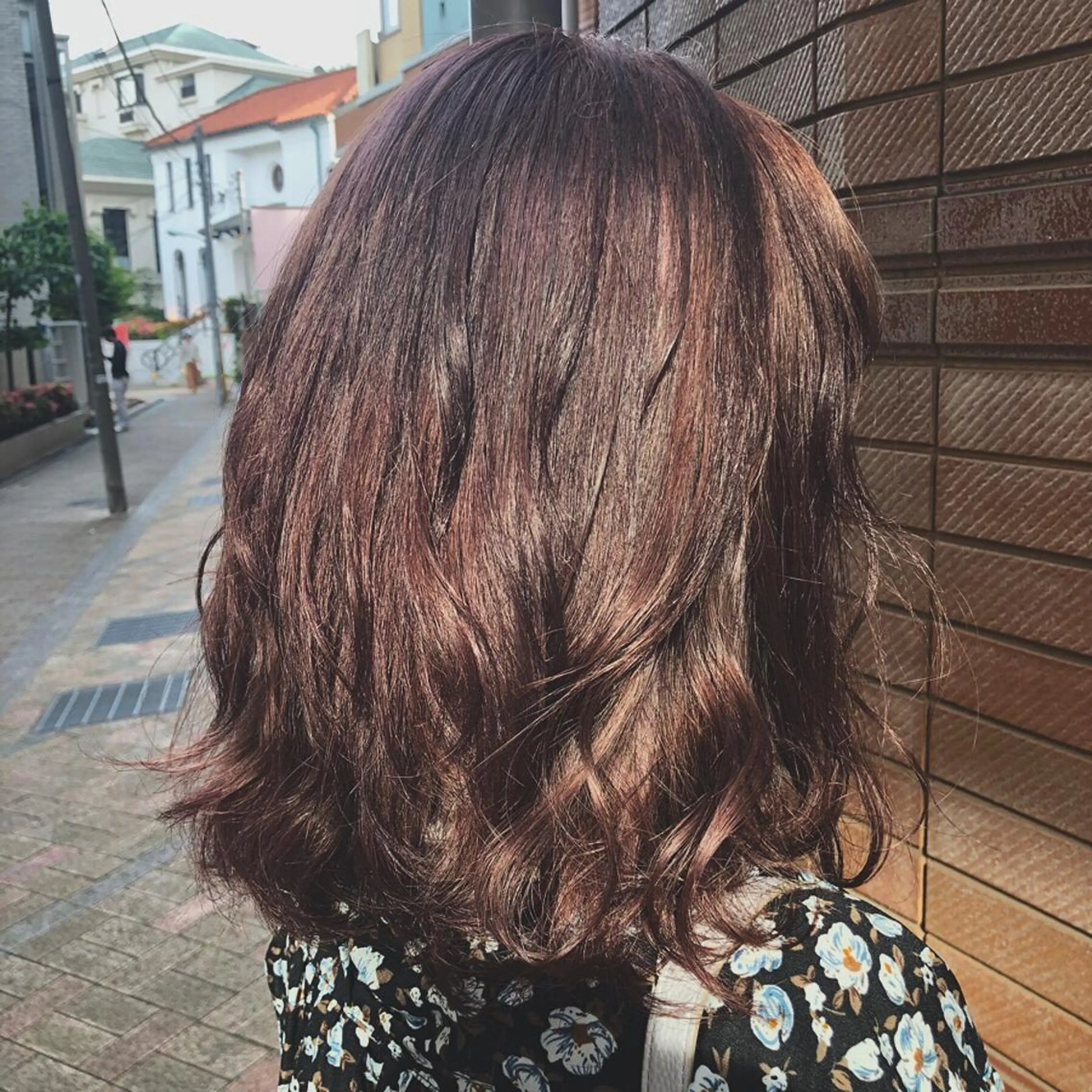 ミディアム カラー パーマ ベージュカラー ピンクカラー ピンクベージュ RUKA 美容院×ネイリストのヘアスタイル