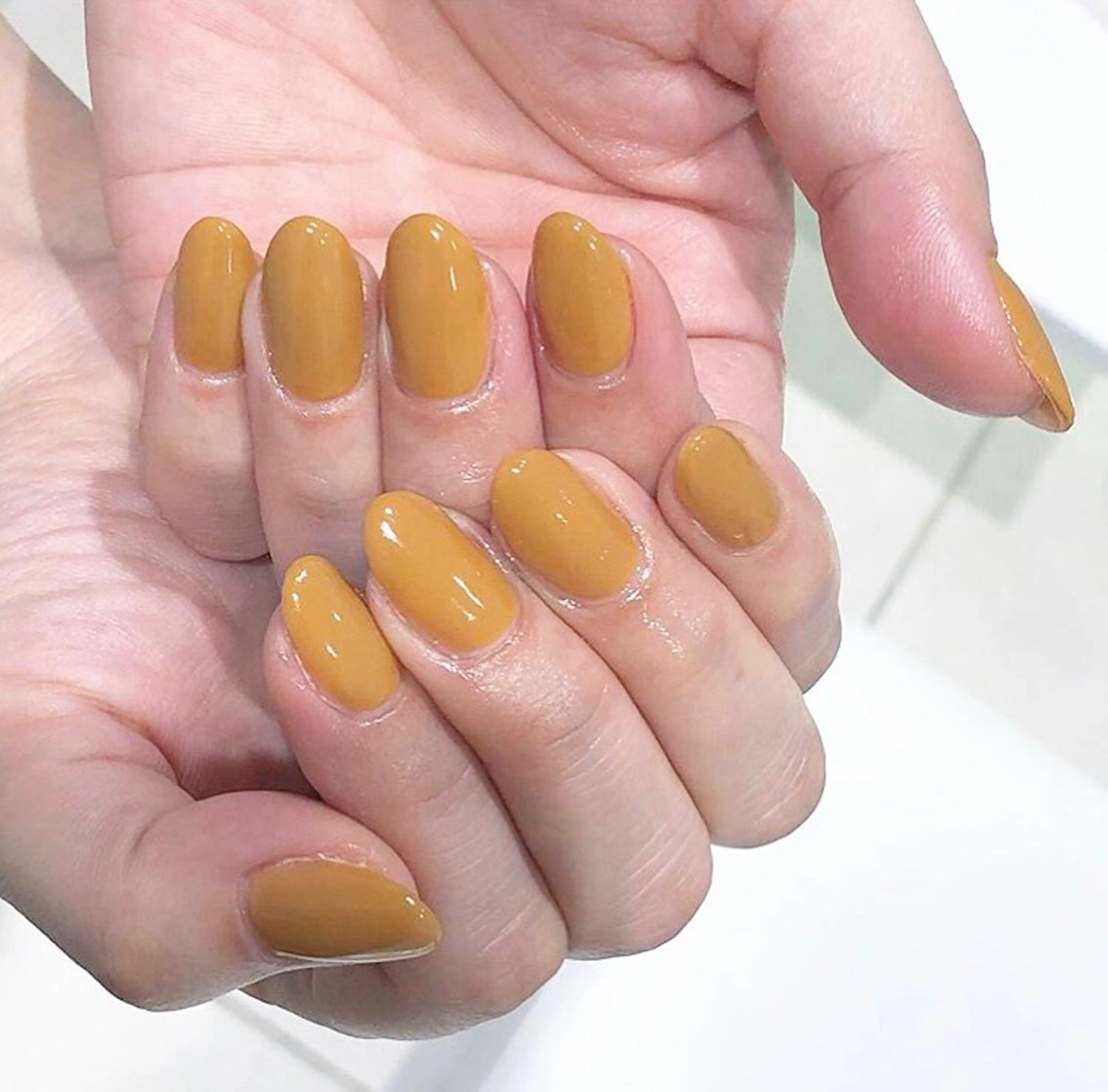 ミディアム shimizu yuuのネイルデザイン