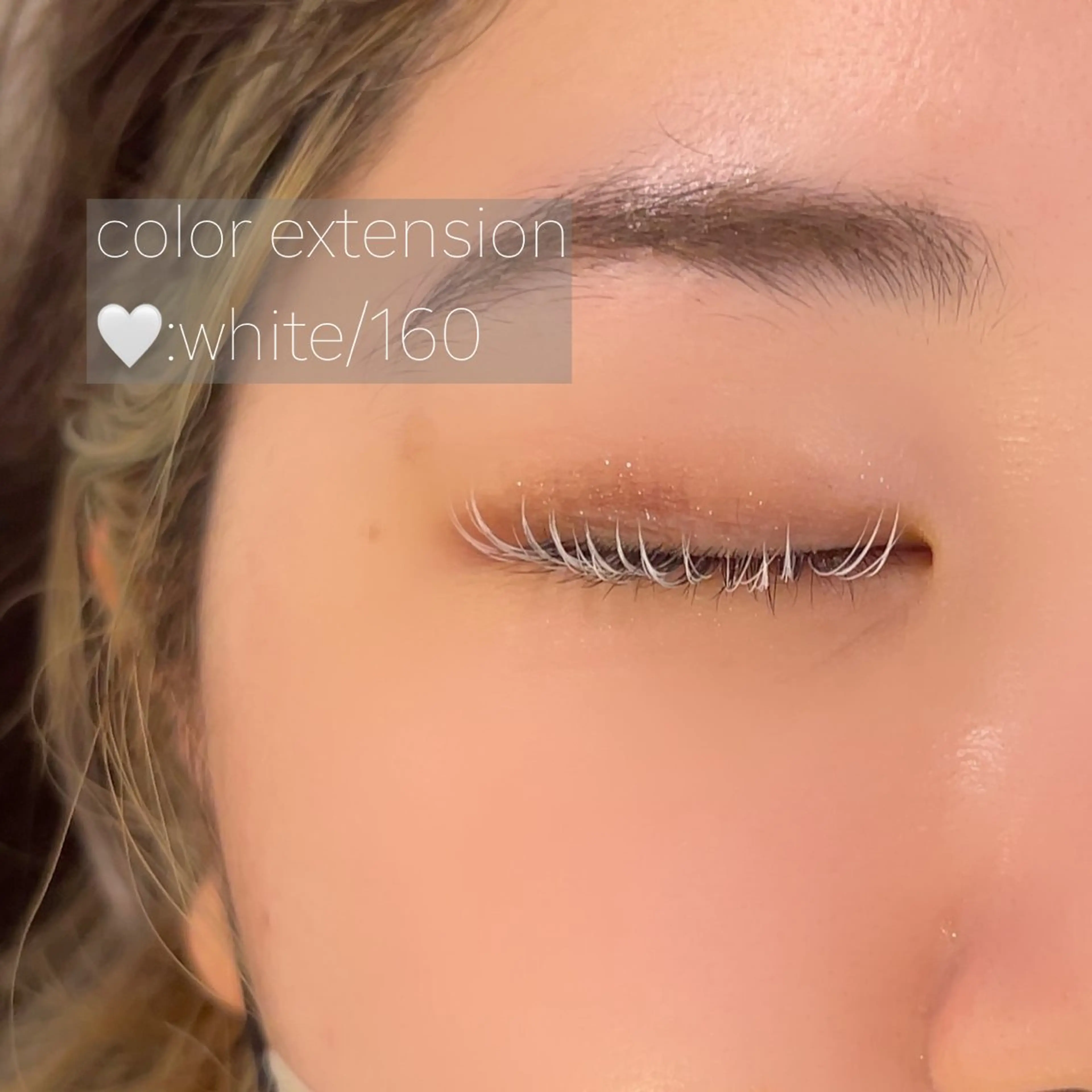 マツエク・マツパ カラーマツエク ナチュラル GO TODAY SHAiRE SALON Vellmie店所属・吉祥寺kasumi 🌛eye/browのマツエク・マツパデザイン