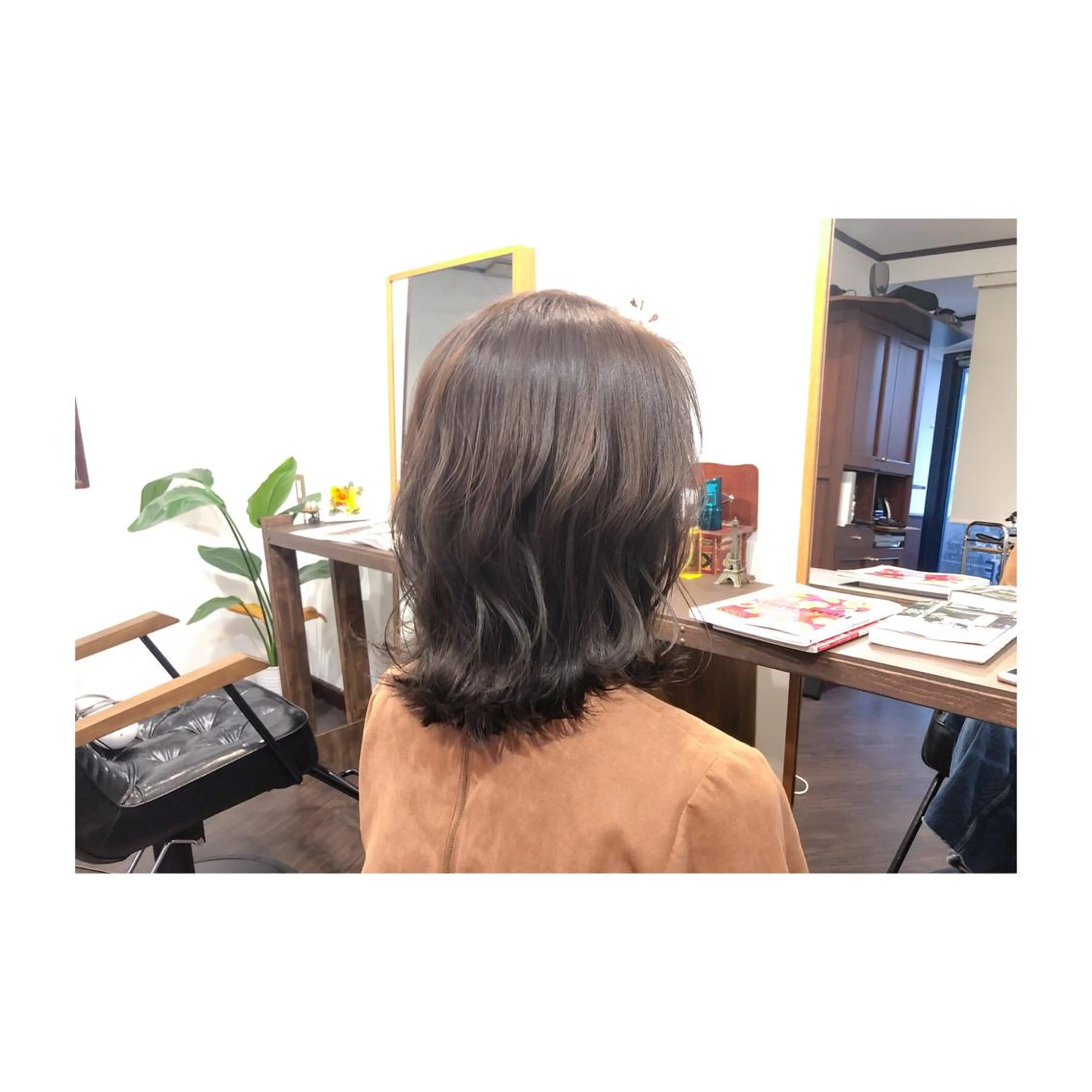 ミディアム カラー 透明感カラー グレージュ HAIRsalon BONDS所属・山本 佳裕のヘアスタイル