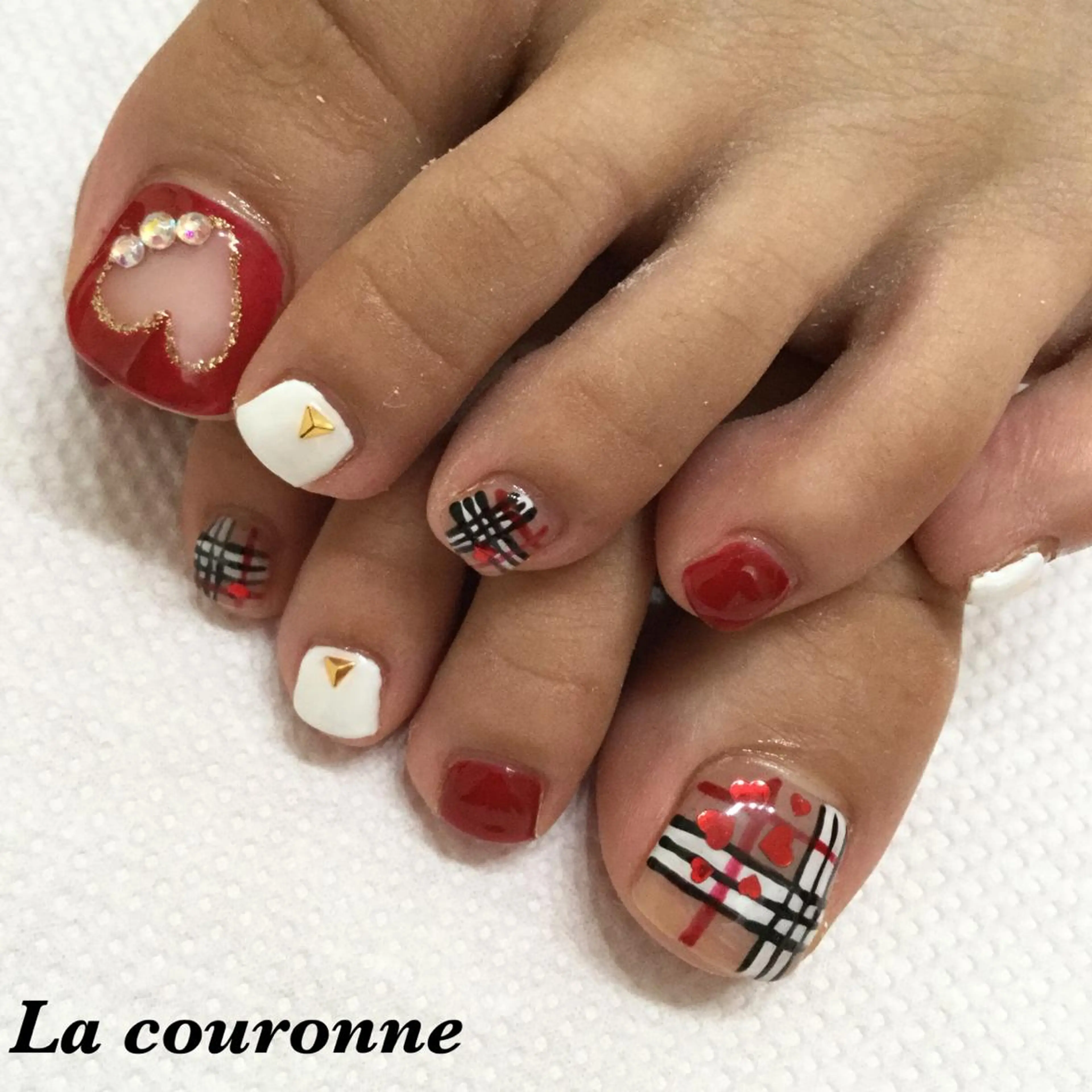 ネイル Lacouronne NATSUMIのネイルデザイン