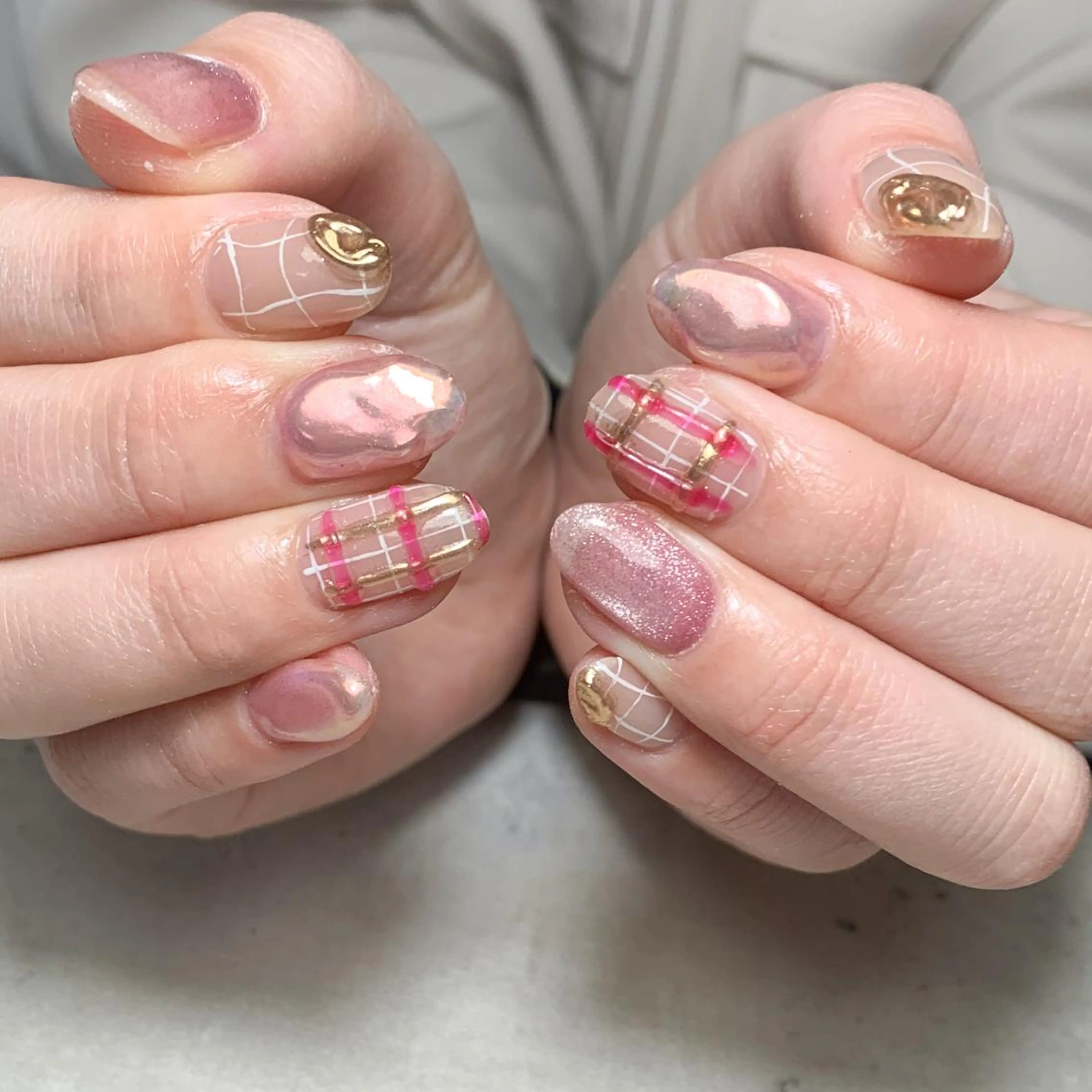 ネイル atelier　FIORITURA所属・FIORITURA aiのネイルデザイン