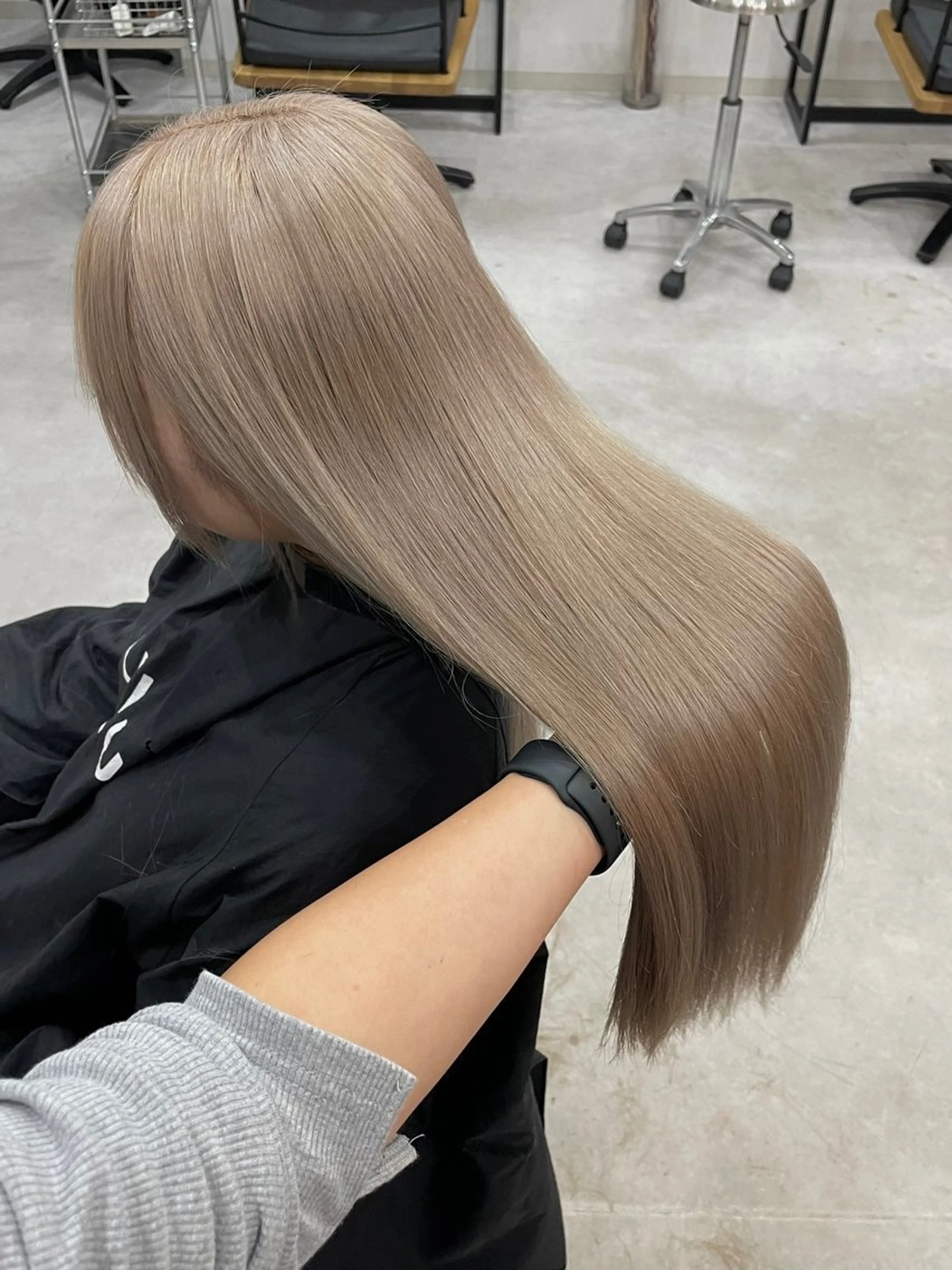 カラー ベージュカラー ブリーチ ホワイトベージュ カット ヘアカラー トリートメント Mina/岡山/矯正 ブリーチ/レイヤーのヘアスタイル