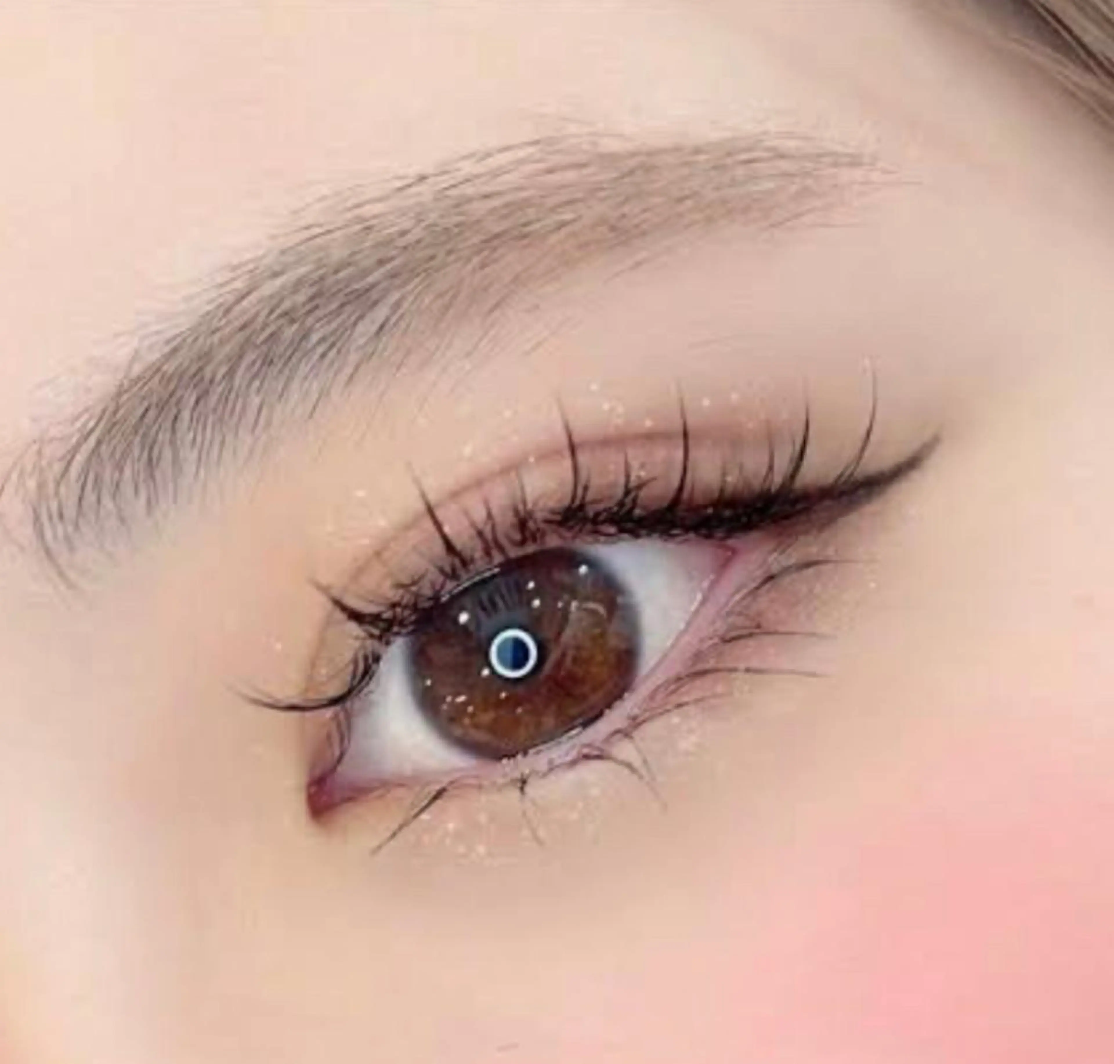 マツエク・マツパ メンズカット/眉カッ ト/ブリーチ/シオリのヘアスタイル