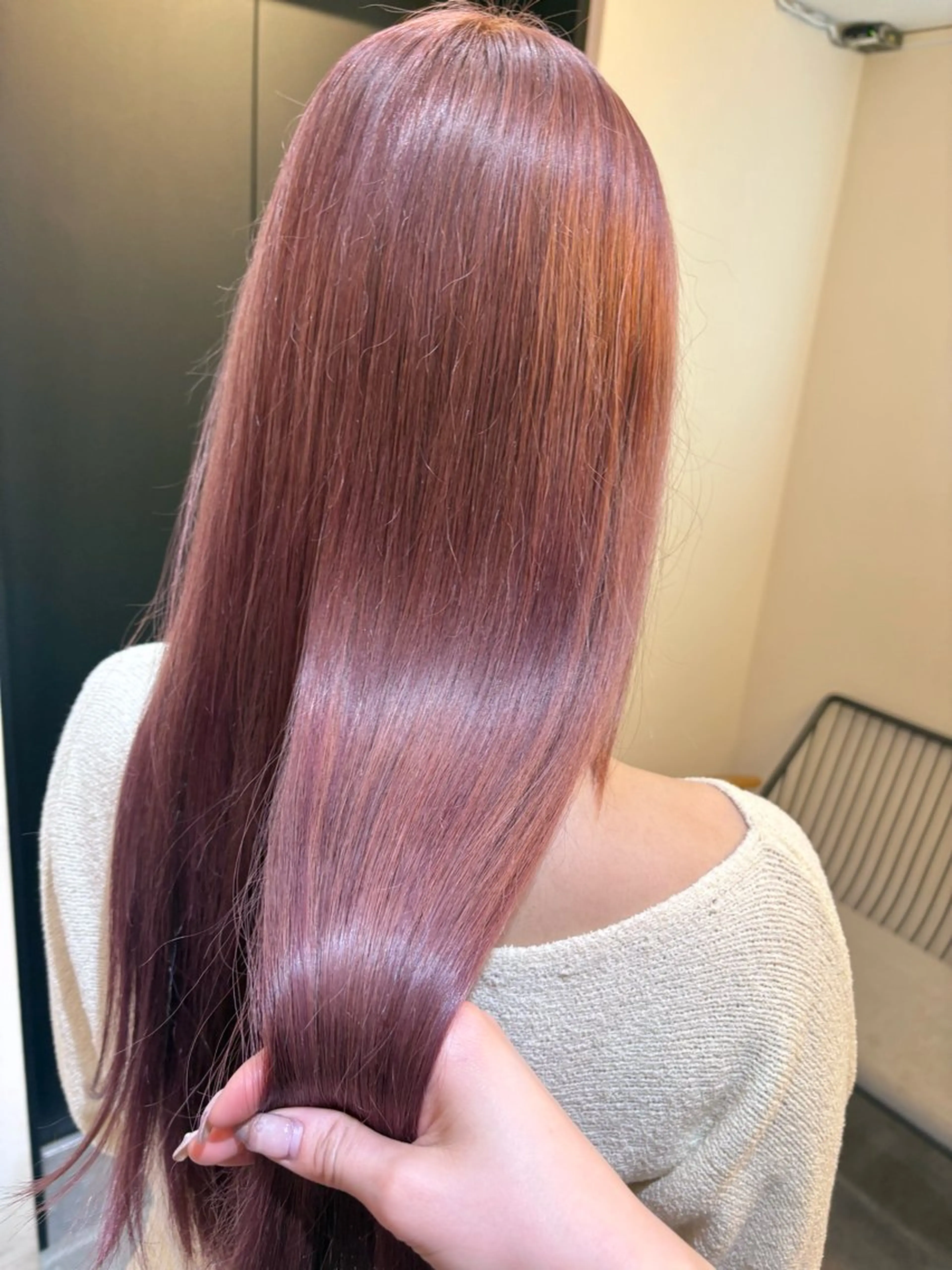 ロング カラー ベージュカラー ブリーチ ケアブリーチ ダブルカラー ピンクカラー カット ヘアカラー トリートメント 艶ピンク*ヘアセット 🌙shioriのヘアスタイル