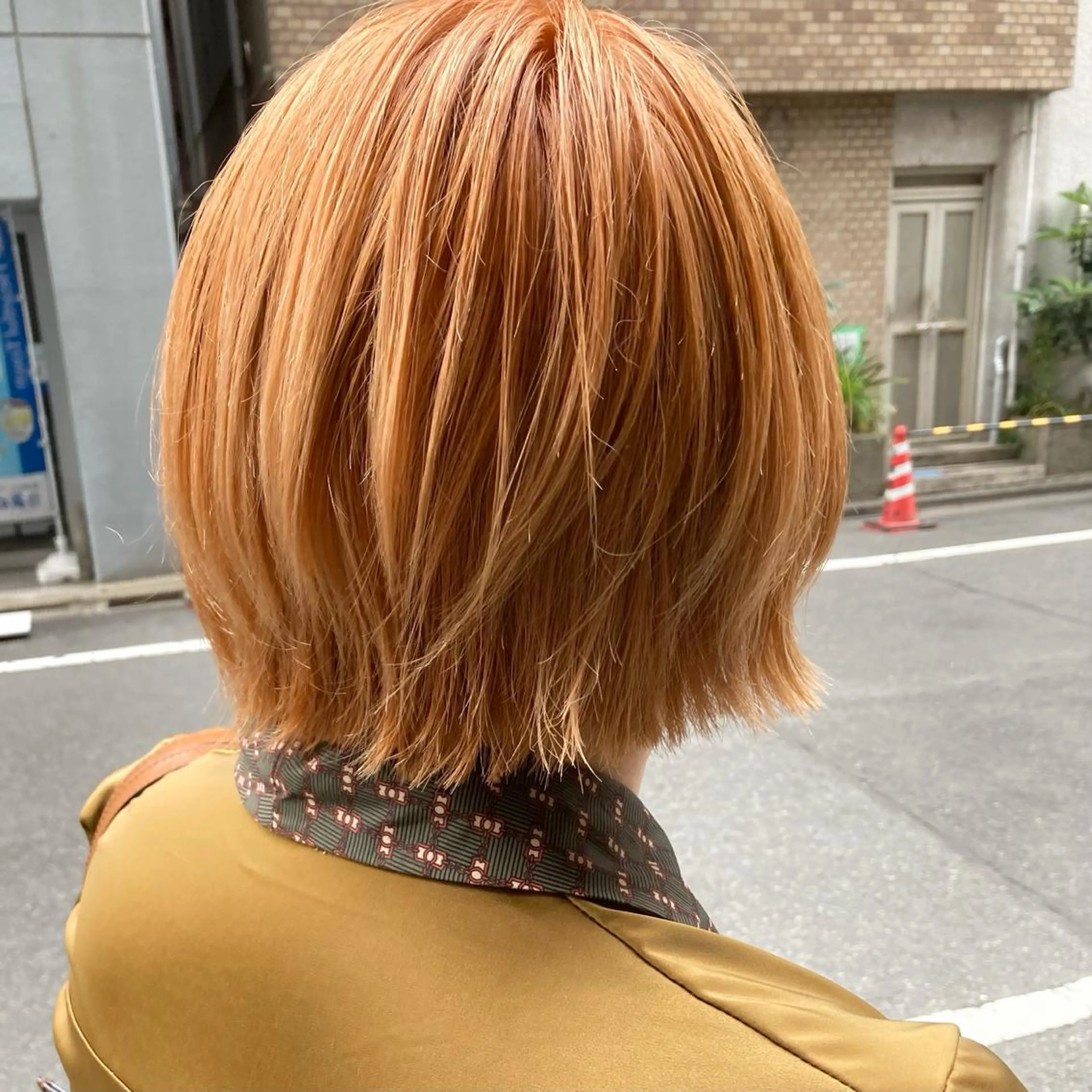 カラー 🟢ウルフ／スパイラ ルパーマ／大西🟢のヘアスタイル