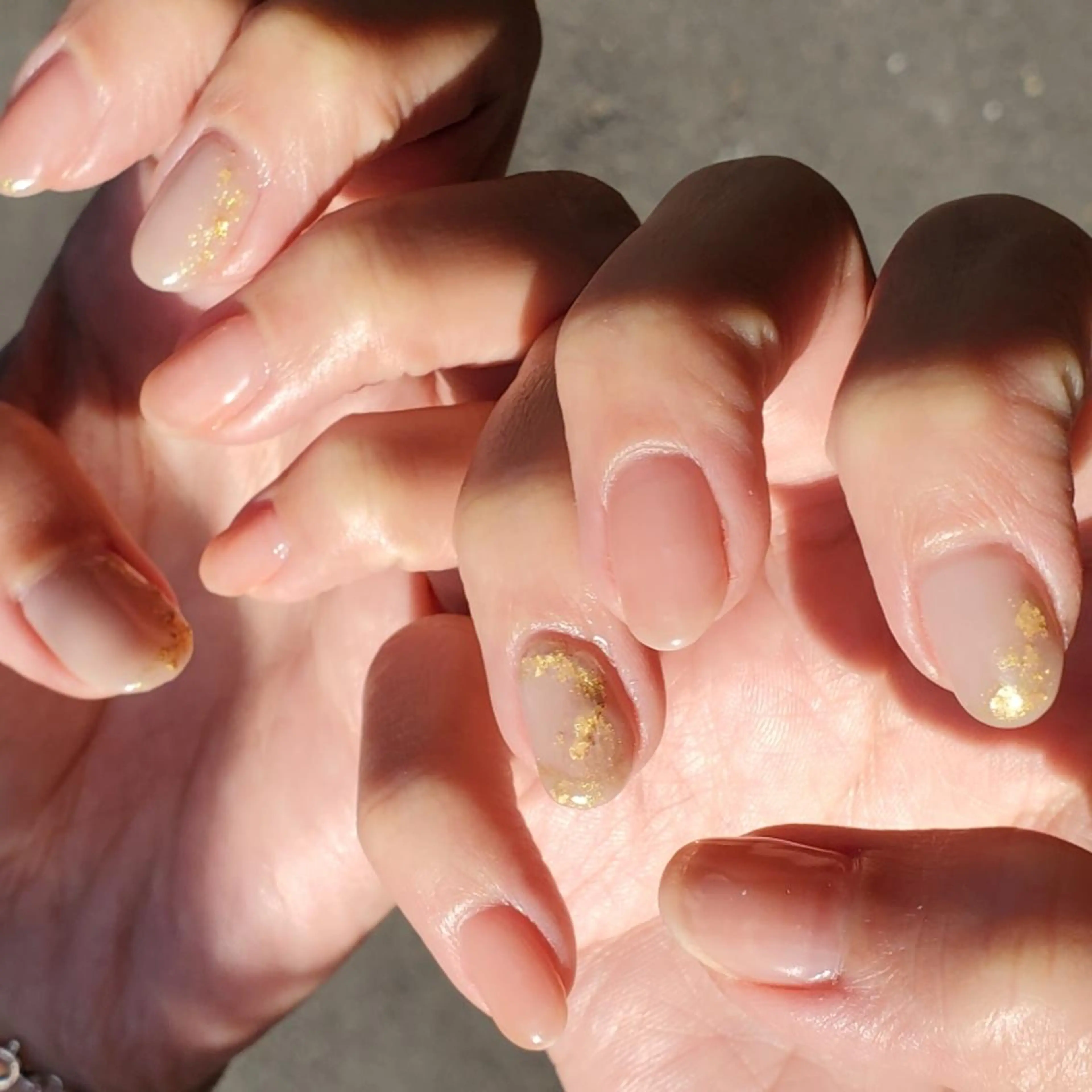 ネイル ニュアンスネイル MOM  原宿店所属・MoM マムネイル原宿のネイルデザイン