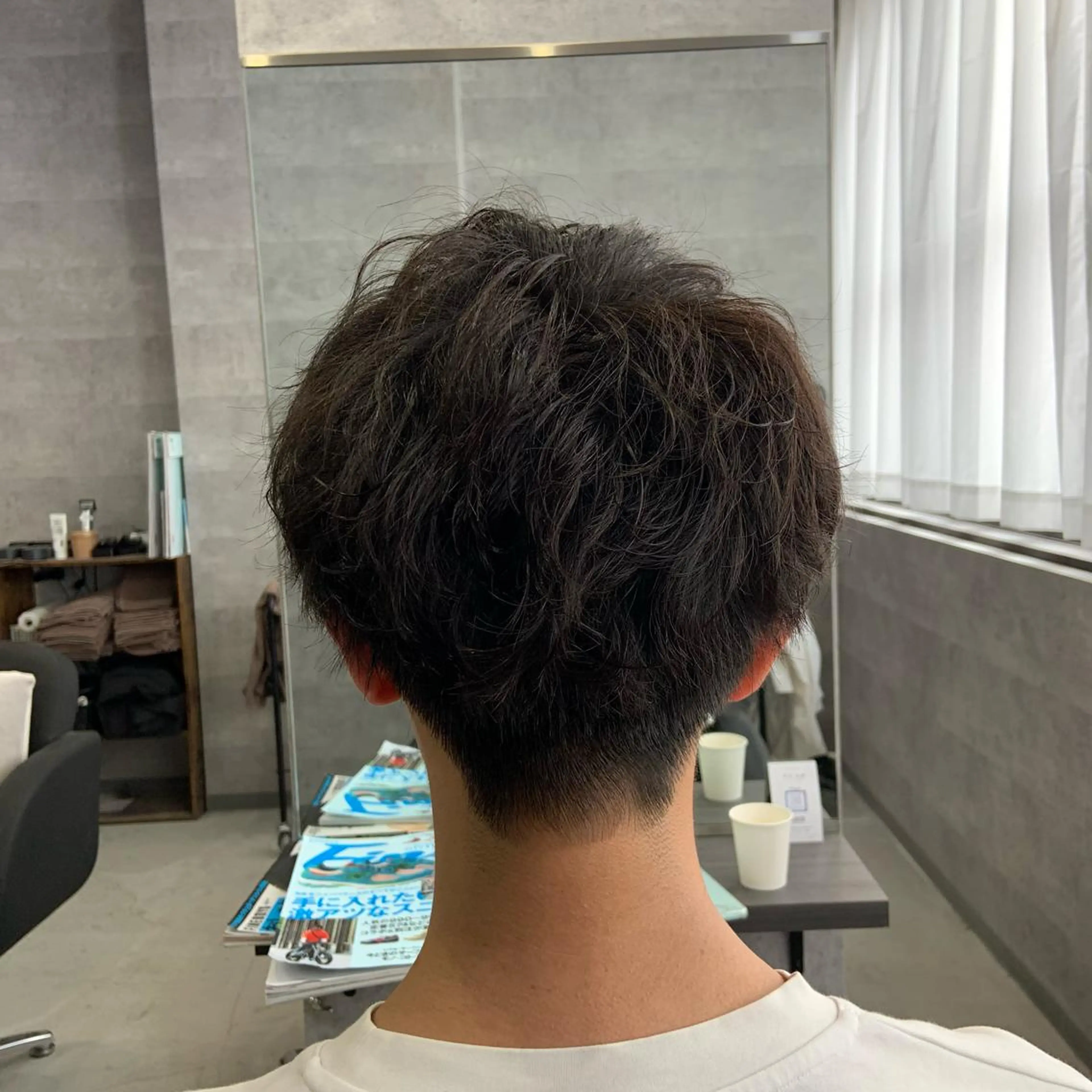 パーマ メンズ _WHITE所属・ダウンパーマ 曲がる縮毛矯正のヘアスタイル