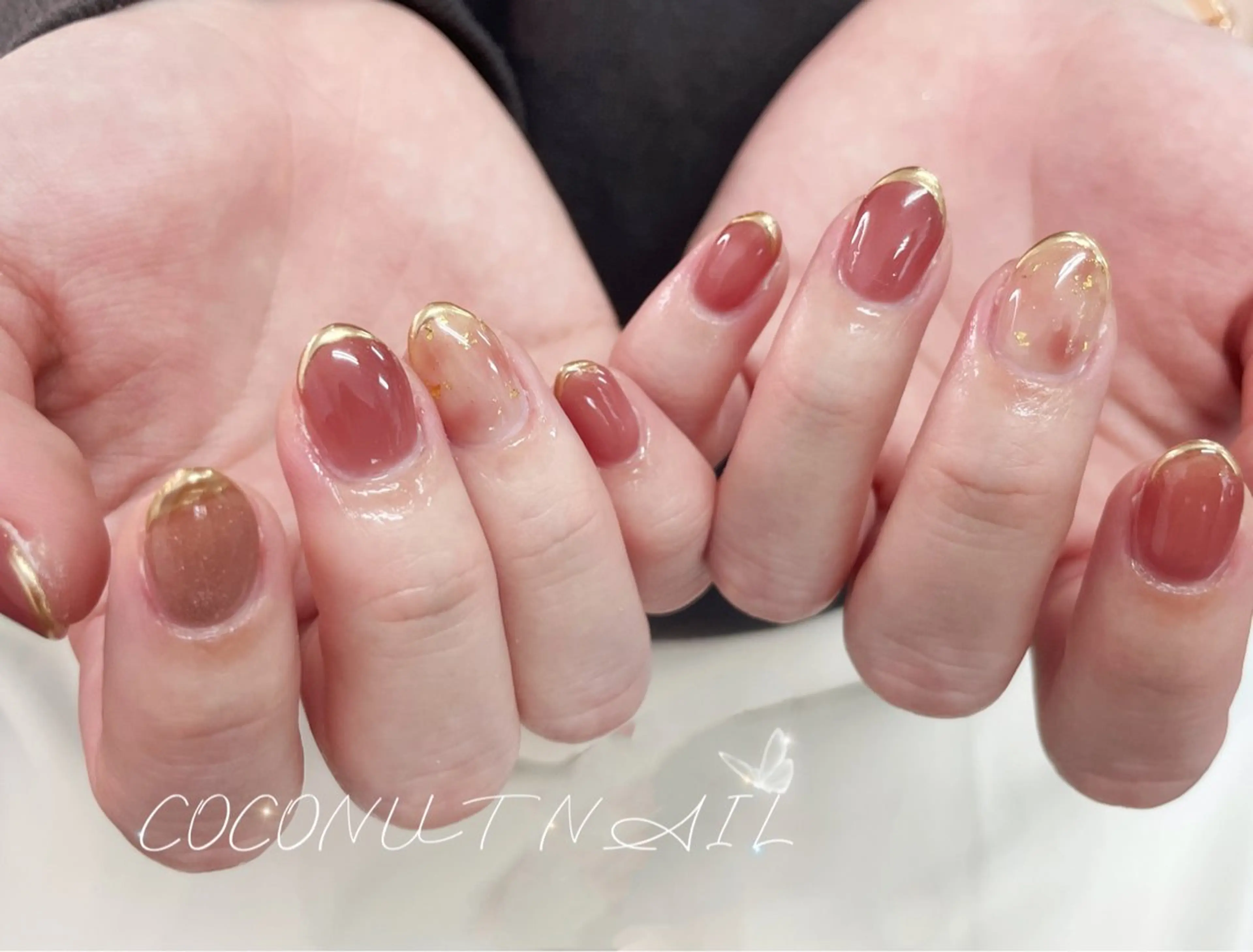 ネイル べっ甲ネイル フレンチネイル キラキラネイル マグネットネイル 大理石ネイル(マーブル) 神田 ココナッツのネイルデザイン