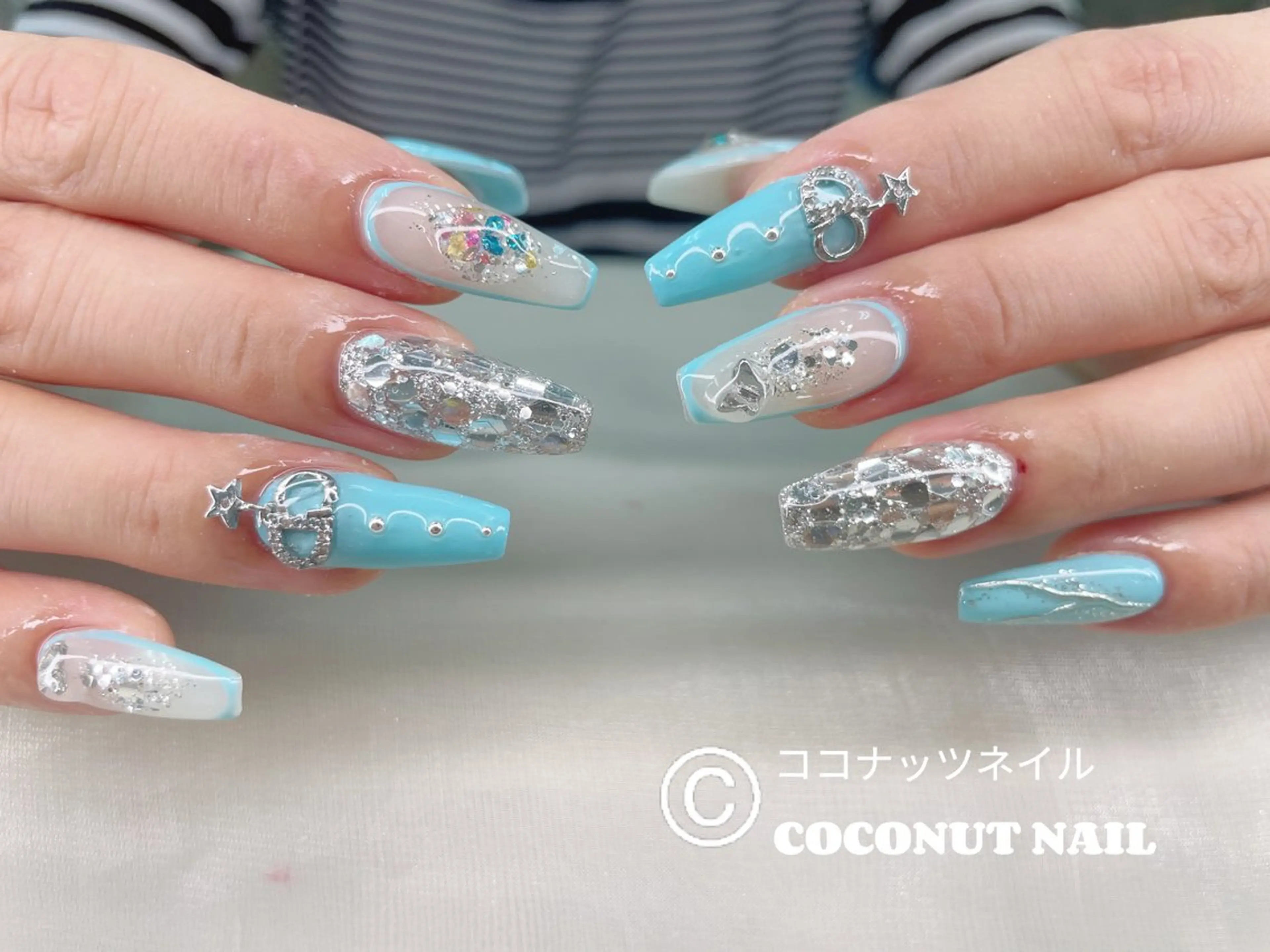 ネイル べっ甲ネイル フレンチネイル キラキラネイル マグネットネイル 大理石ネイル(マーブル) ハンドネイル 神田 ココナッツのネイルデザイン