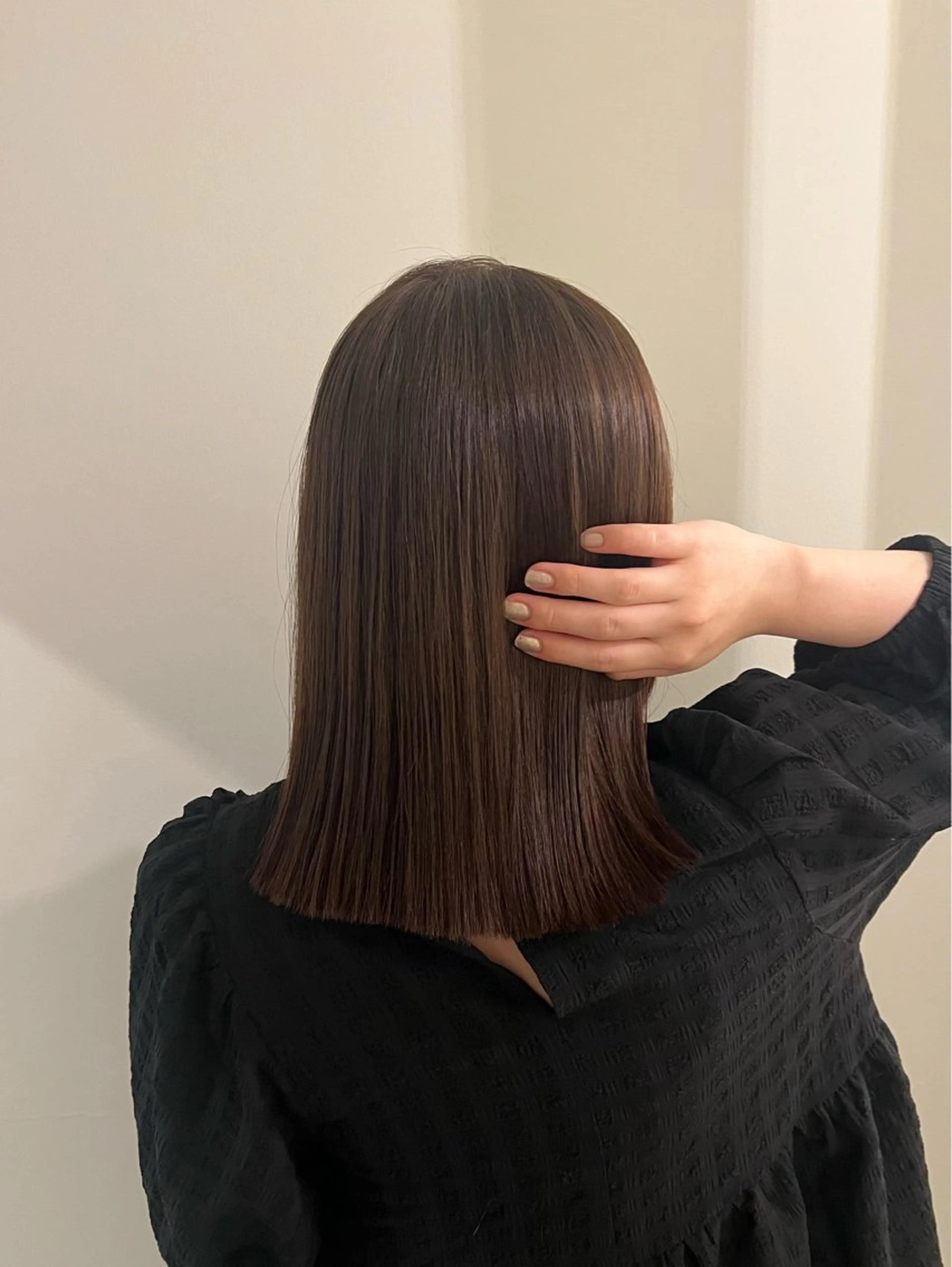 ミディアム カラー ベージュカラー ヘアカラー トリートメント 工藤 梨花のヘアスタイル