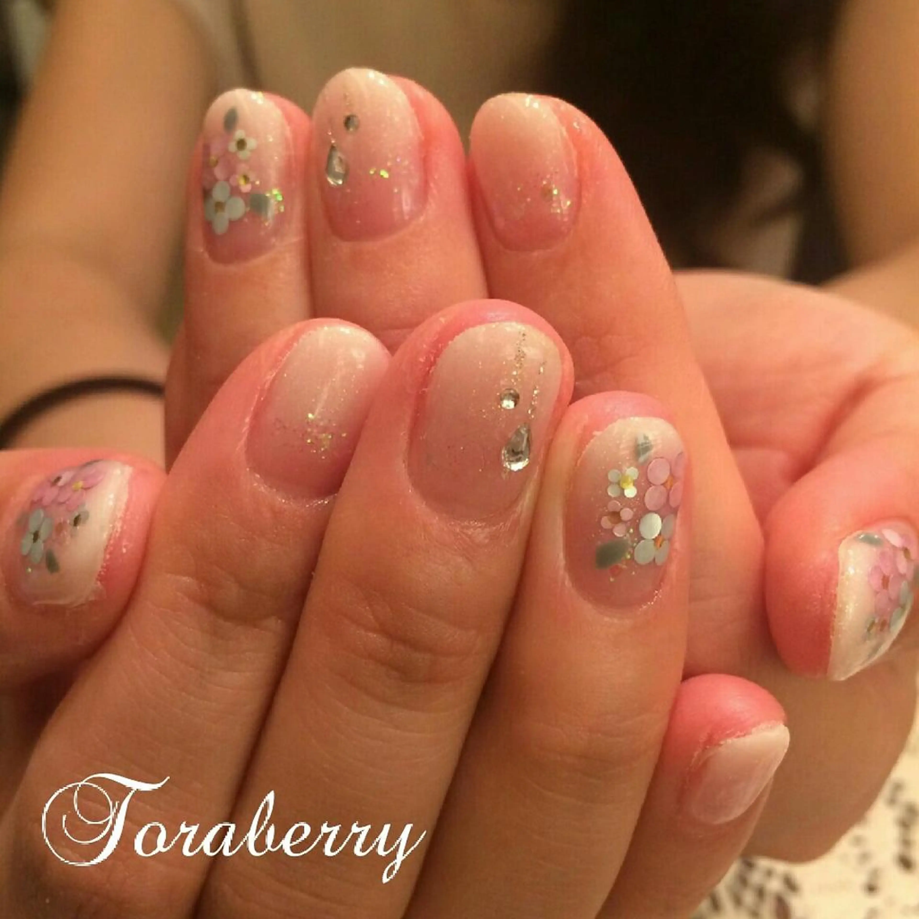 ネイル ネイリスト なつみのネイルデザイン