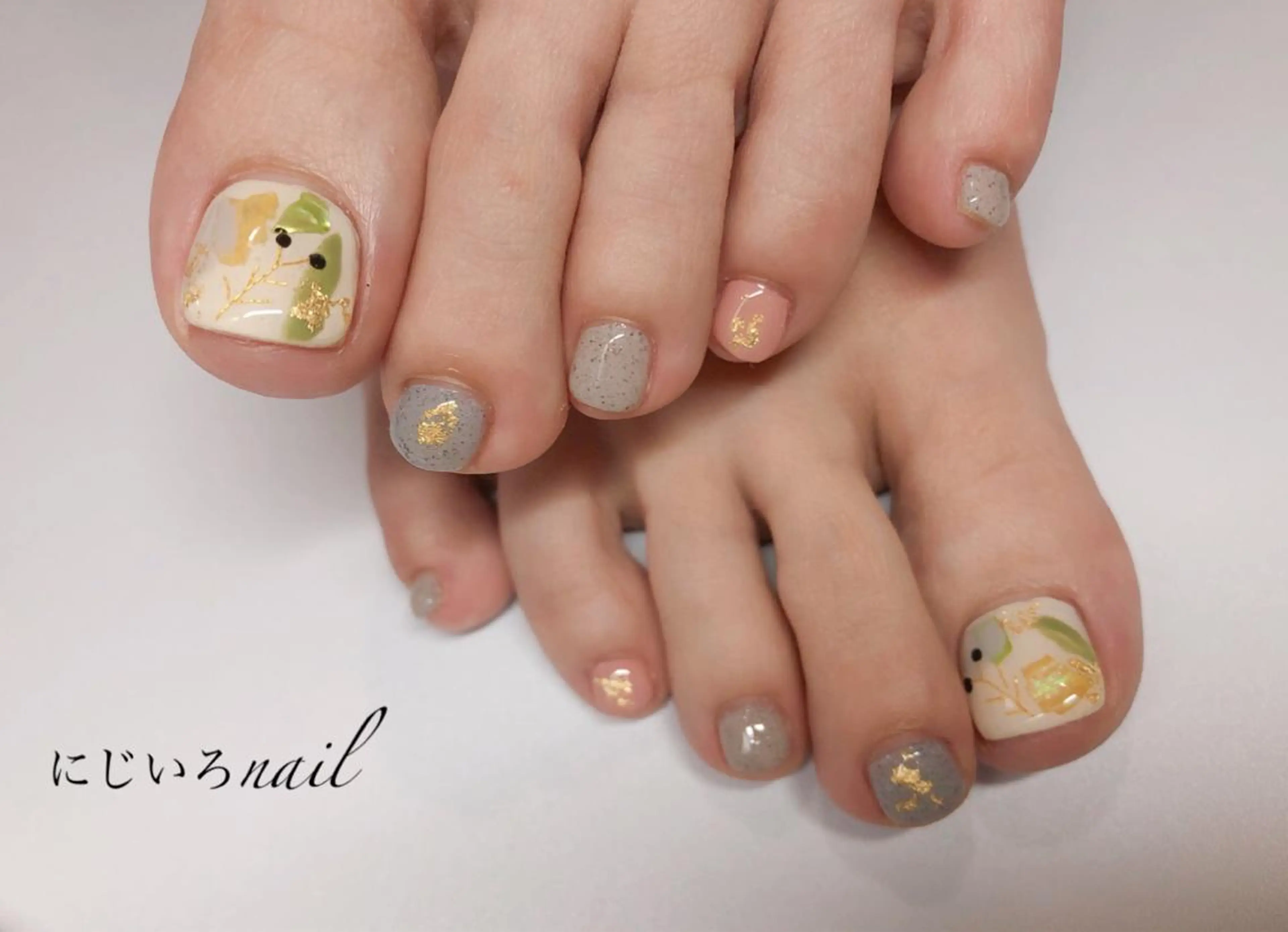 ネイル にじいろ nailのネイルデザイン