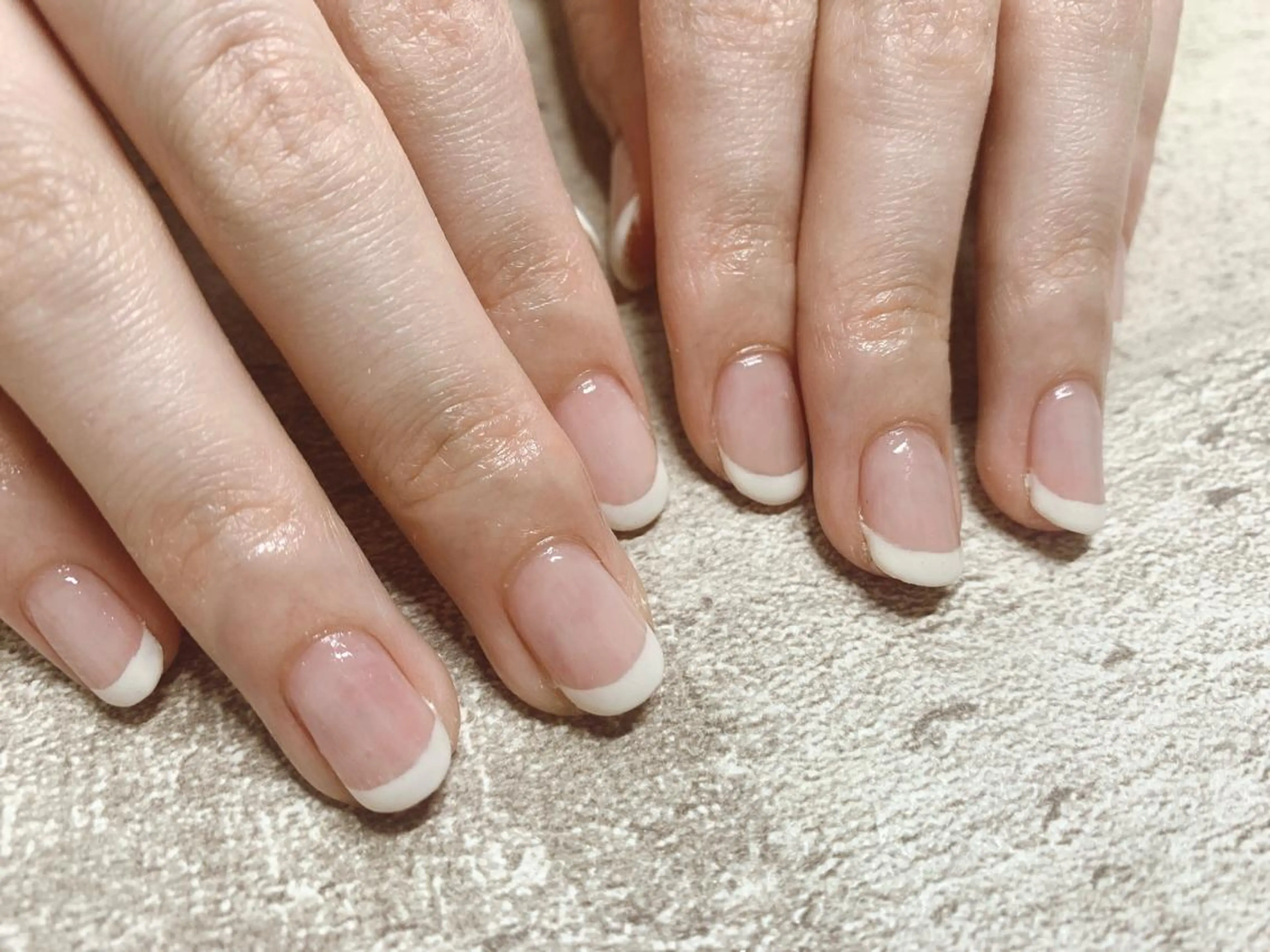 ネイル フレンチネイル Mogu nail 二子玉川のネイルデザイン