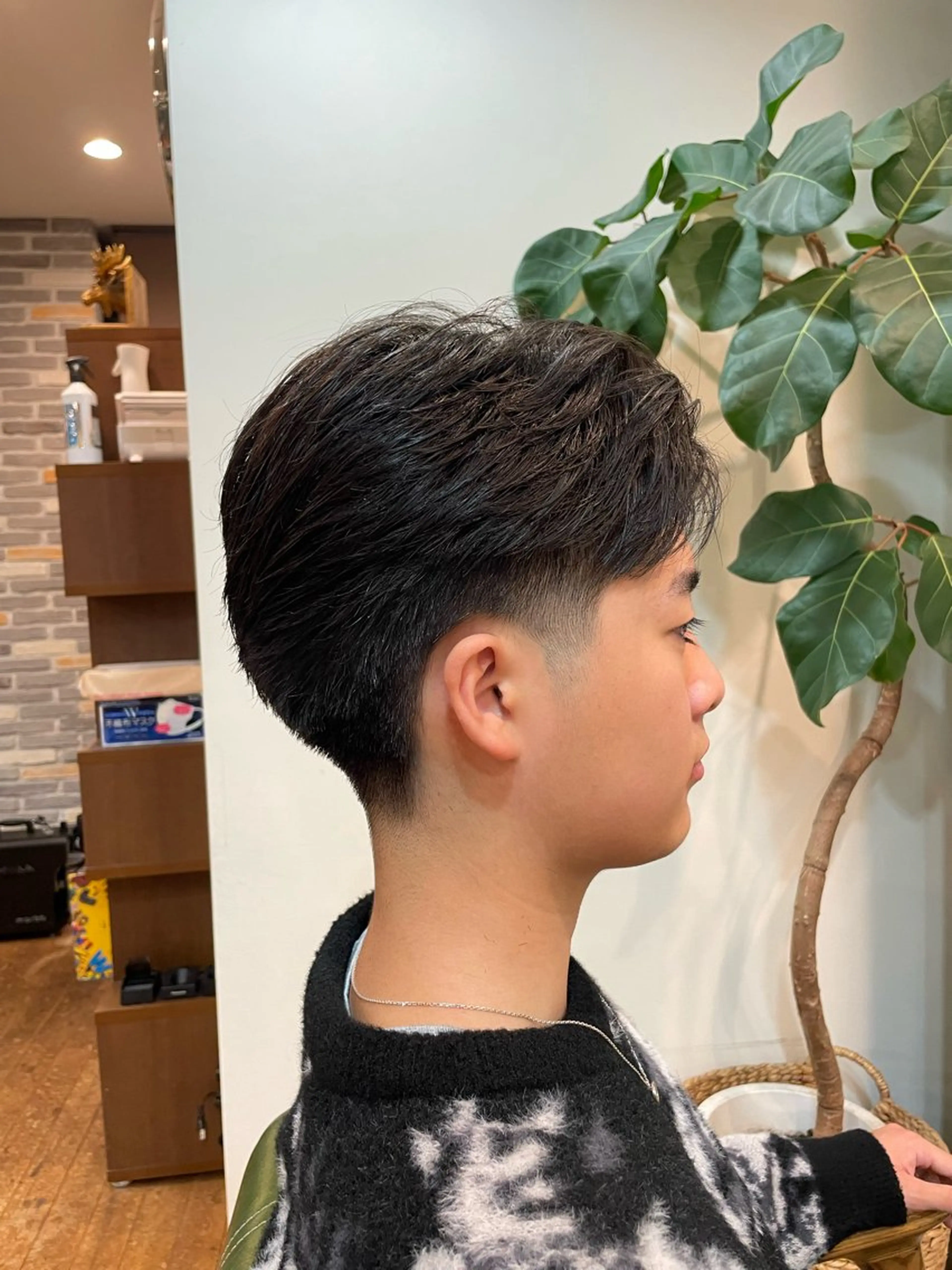 ショート かきあげバング ショートヘア 野村 健太のヘアスタイル