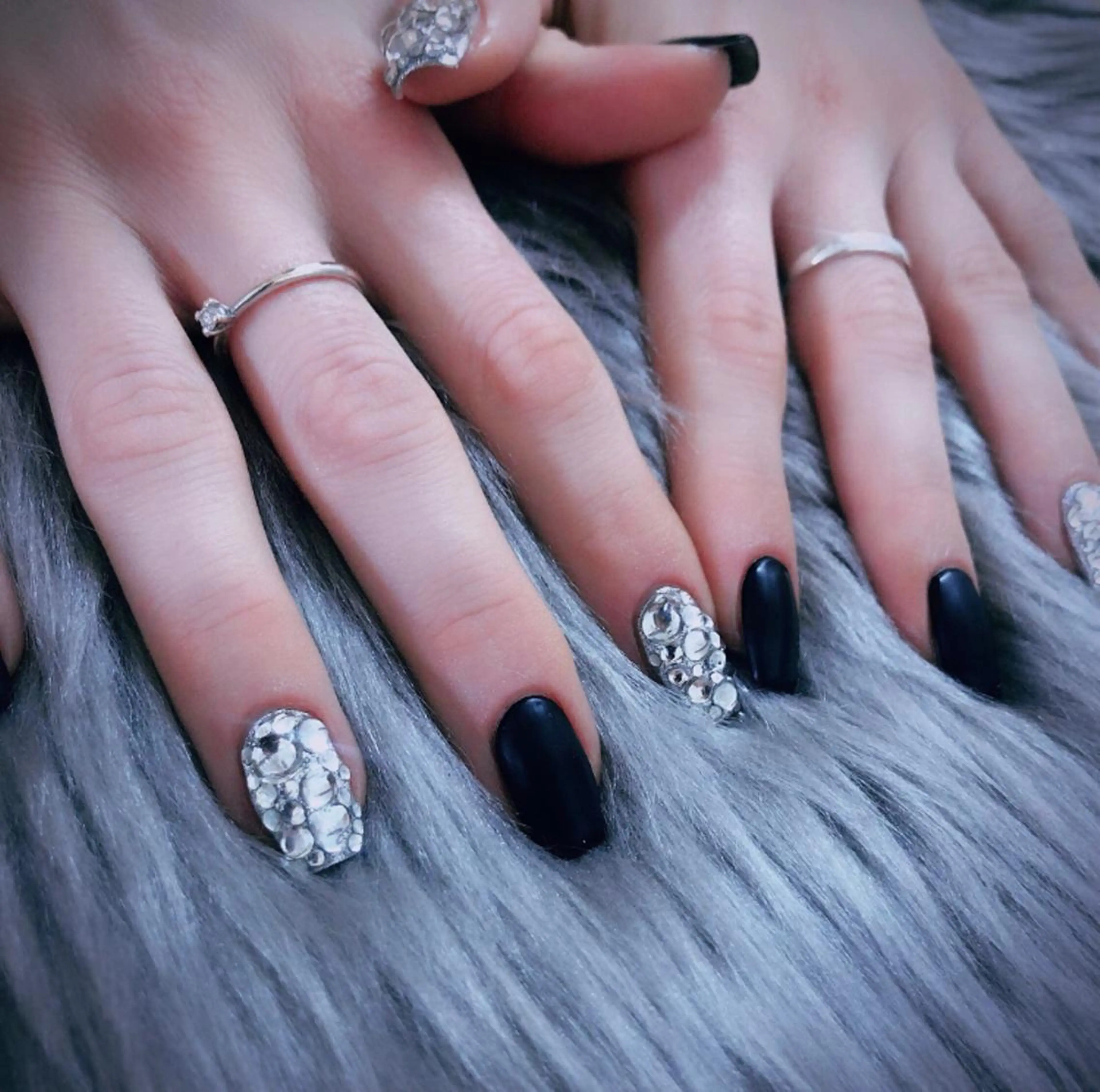 ネイル NOIROUGE所属・NOI ROUGEのネイルデザイン