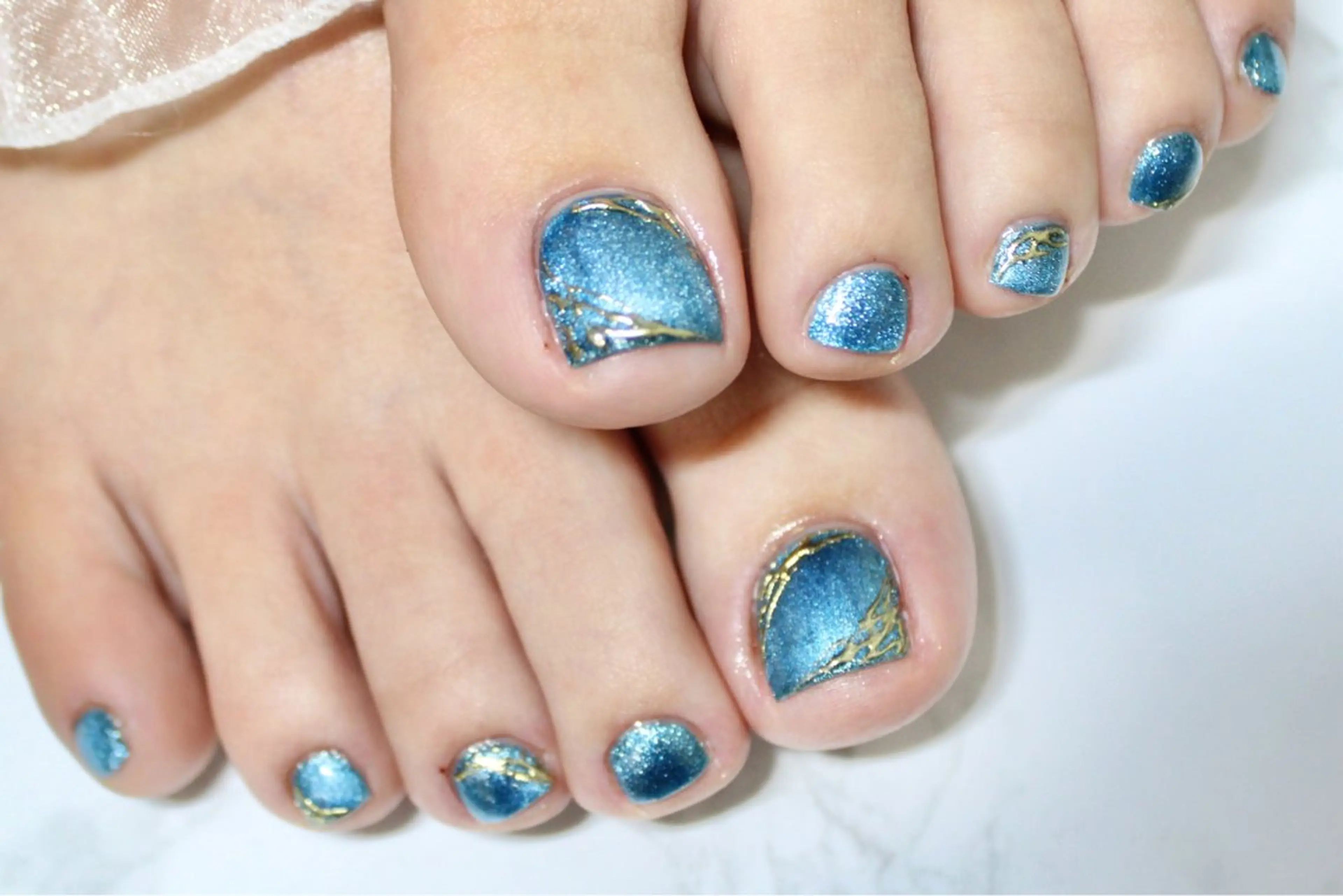 ネイル アートネイル レイジー スワンのネイルデザイン