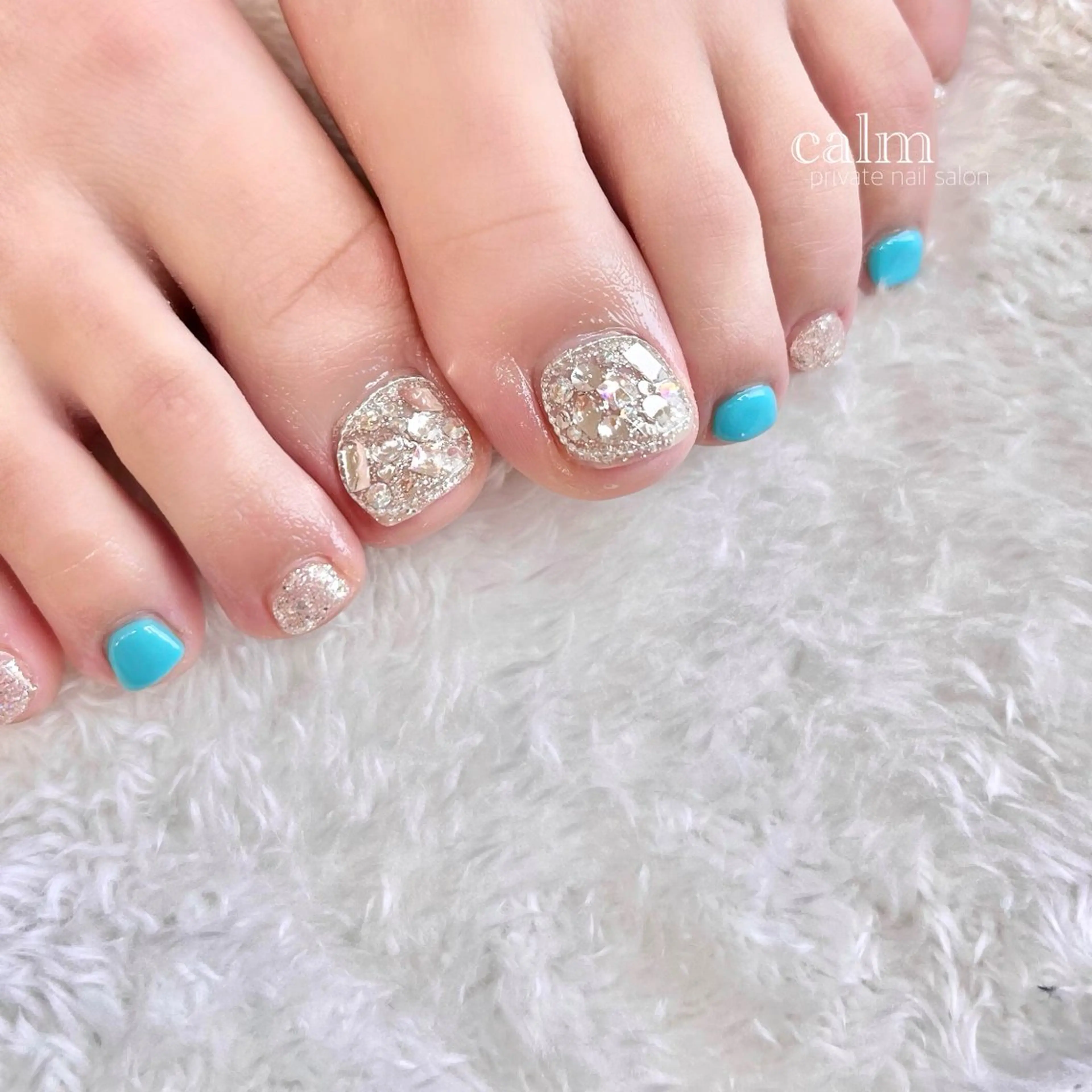 ネイル フットネイル calm 〔ｶｰﾑ〕のネイルデザイン