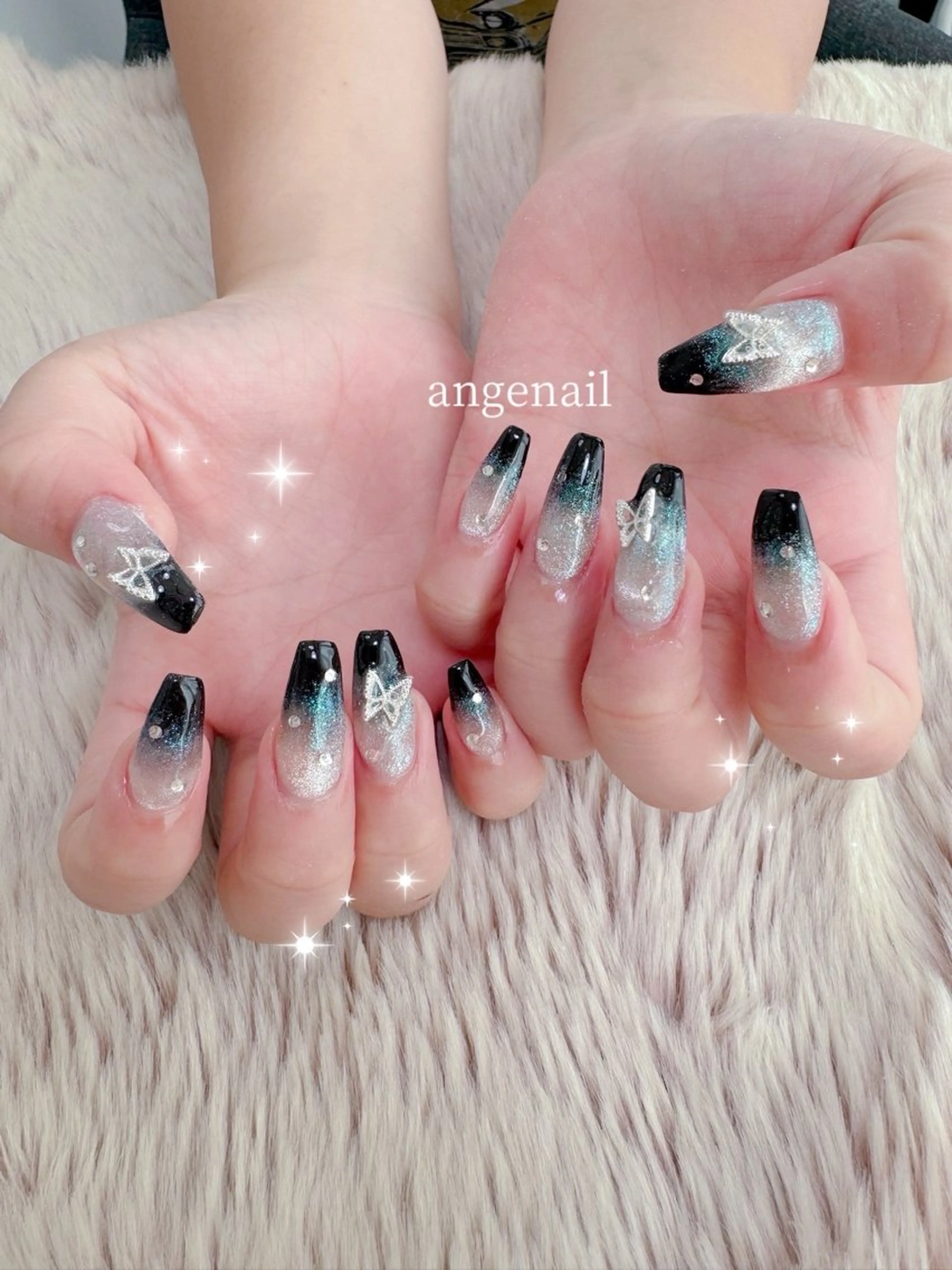 ネイル ハンドネイル オーナーネイリスト MAKIのネイルデザイン