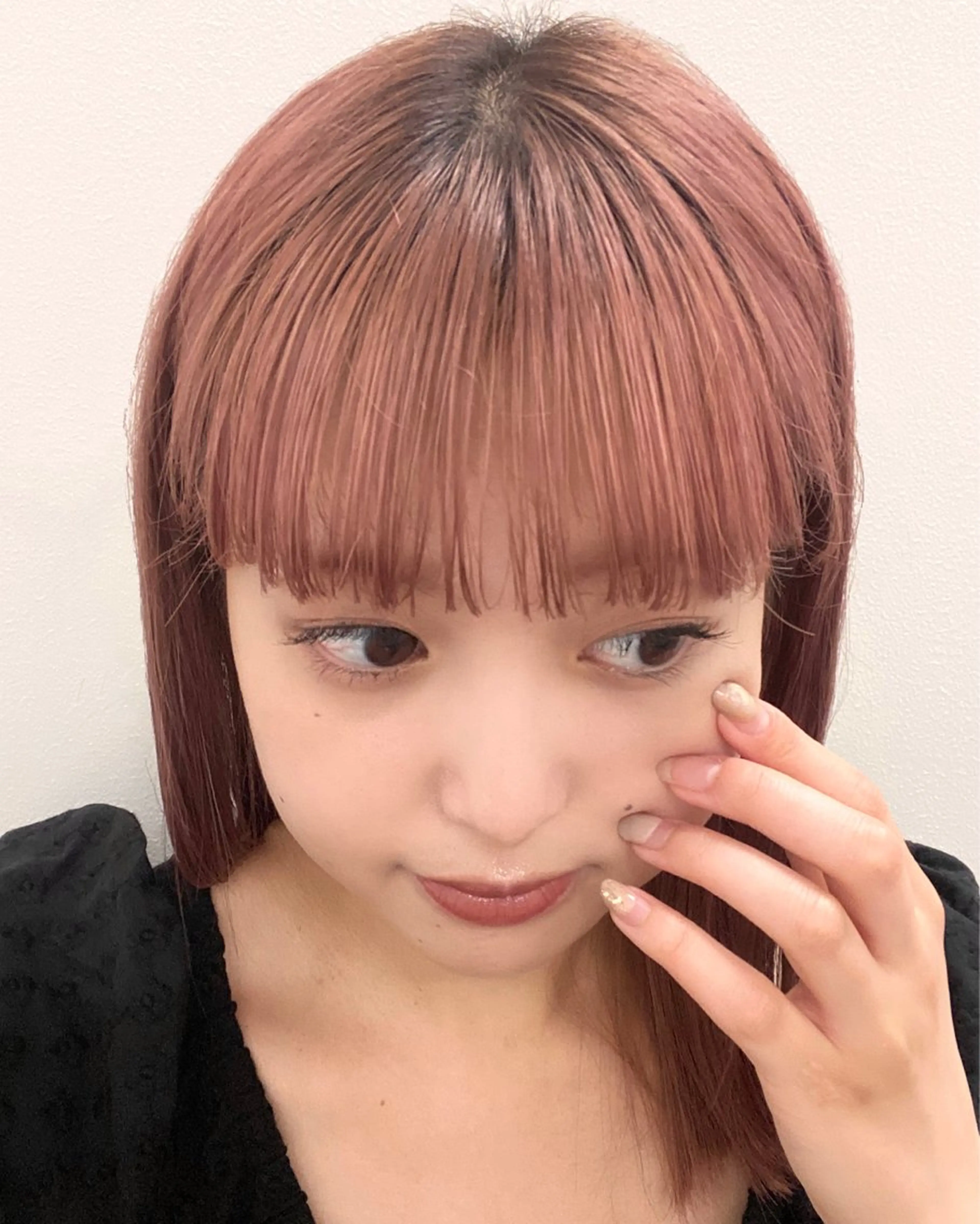 カラー ピンクカラー ヘアカラー トリートメント shiori/暖色/ レイヤー/似合わせのヘアスタイル