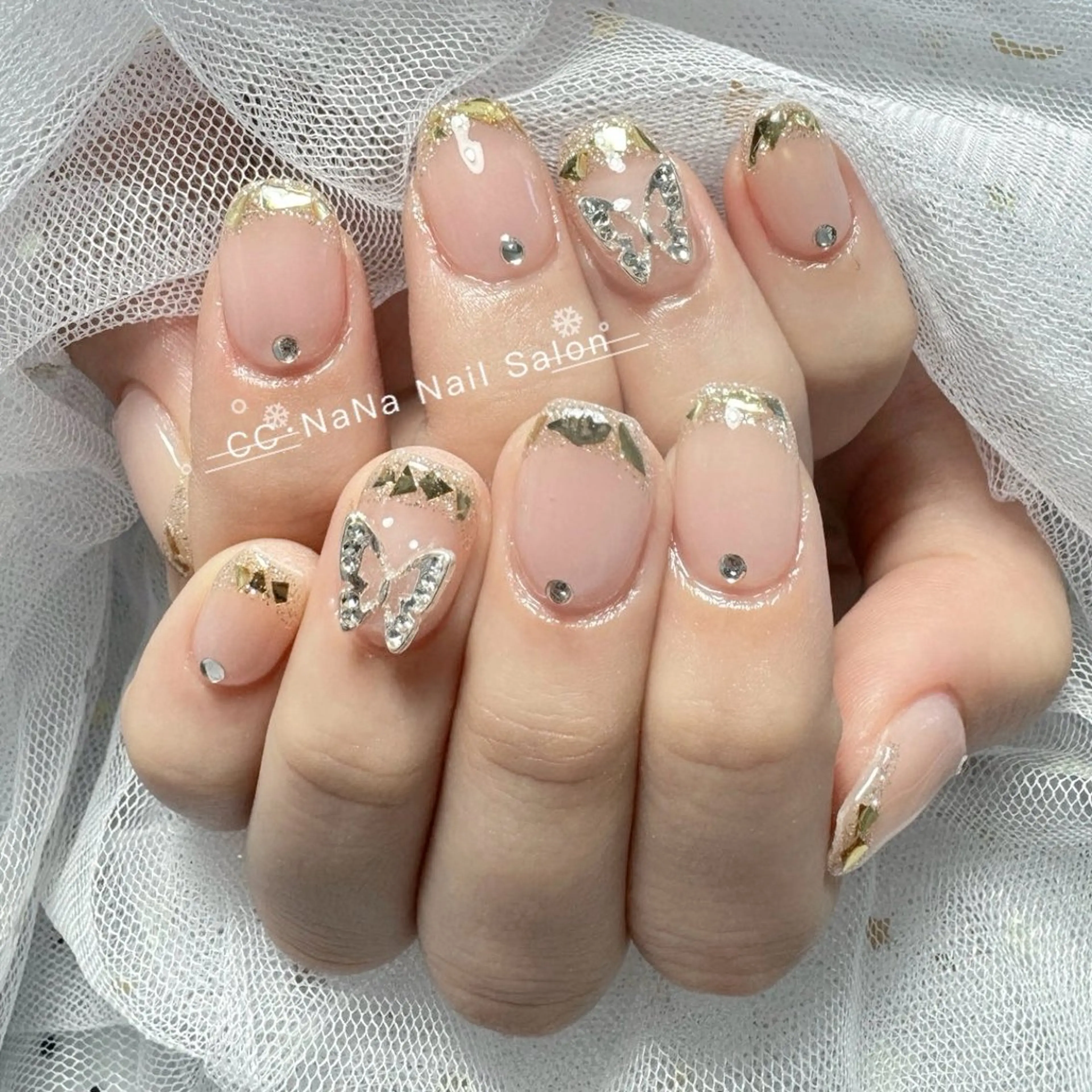 ネイル チークネイル フラッシュネイル ハート キラキラネイル 韓国ネイル ハンドネイル 💎CC・NaNa 韓国風ネイル🌙Cのネイルデザイン