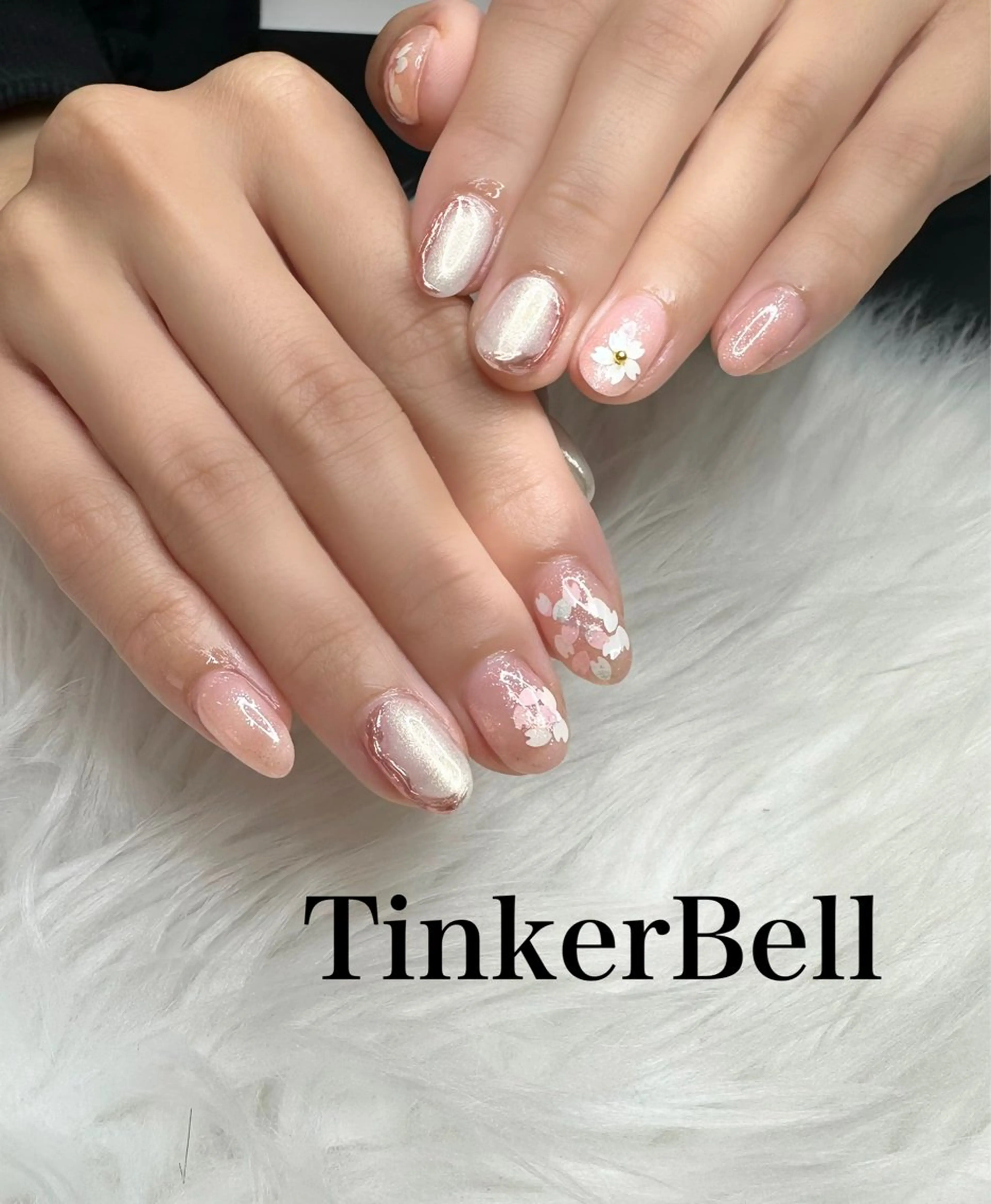 ネイル ハンドネイル Tinker Bellのネイルデザイン