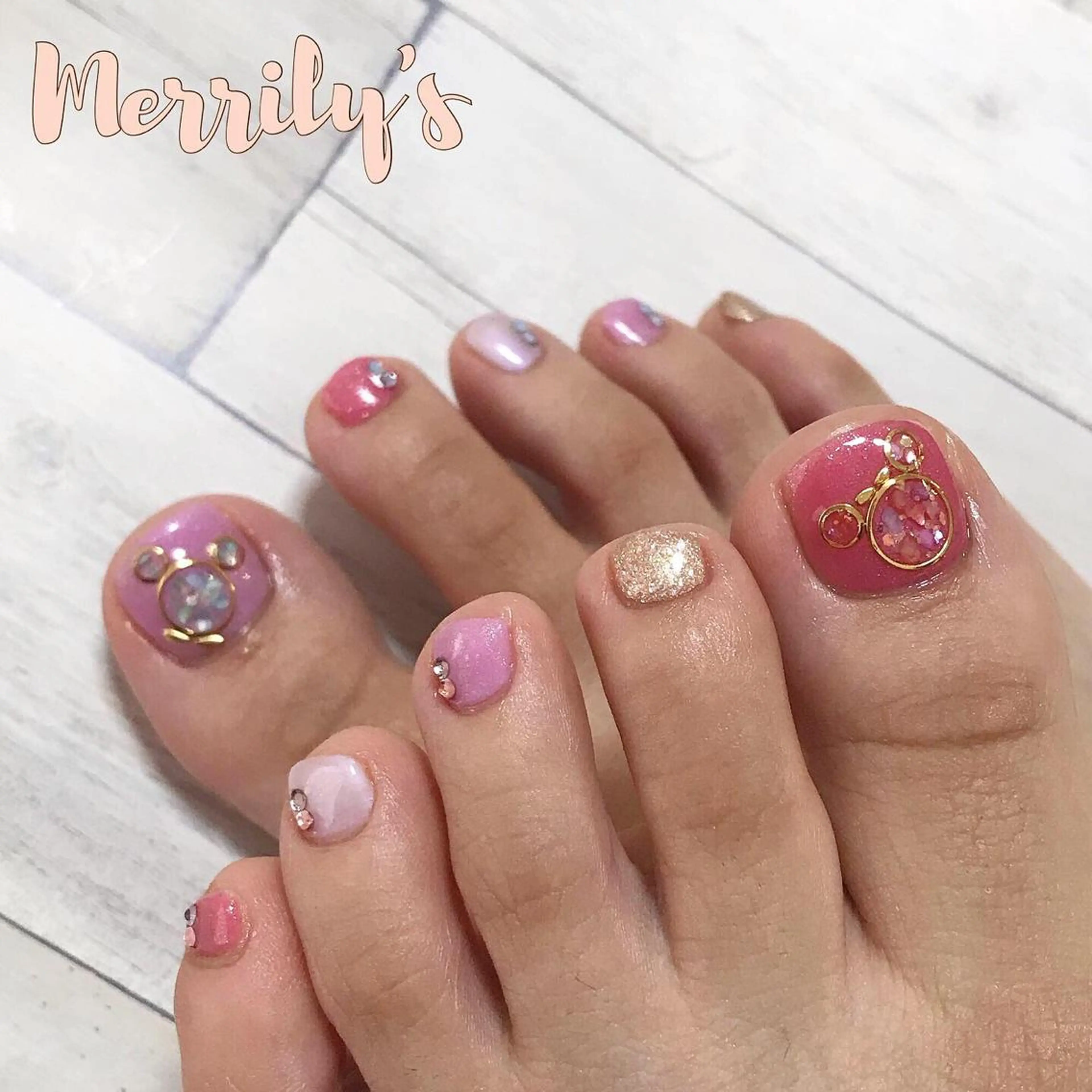 ネイル Merrily's所属・Merrily's Hagi Minaのネイルデザイン