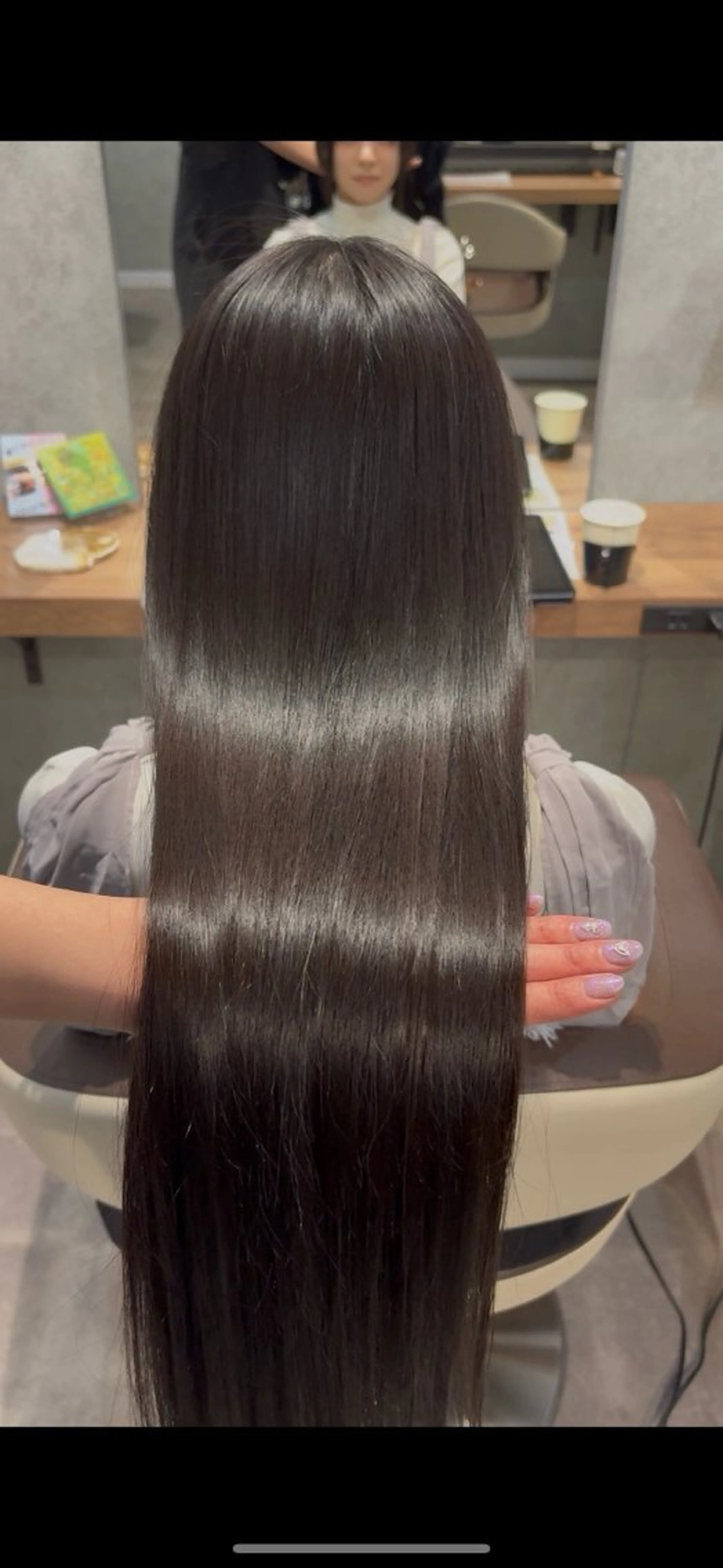艶髪縮毛矯正+AujuaTRの写真