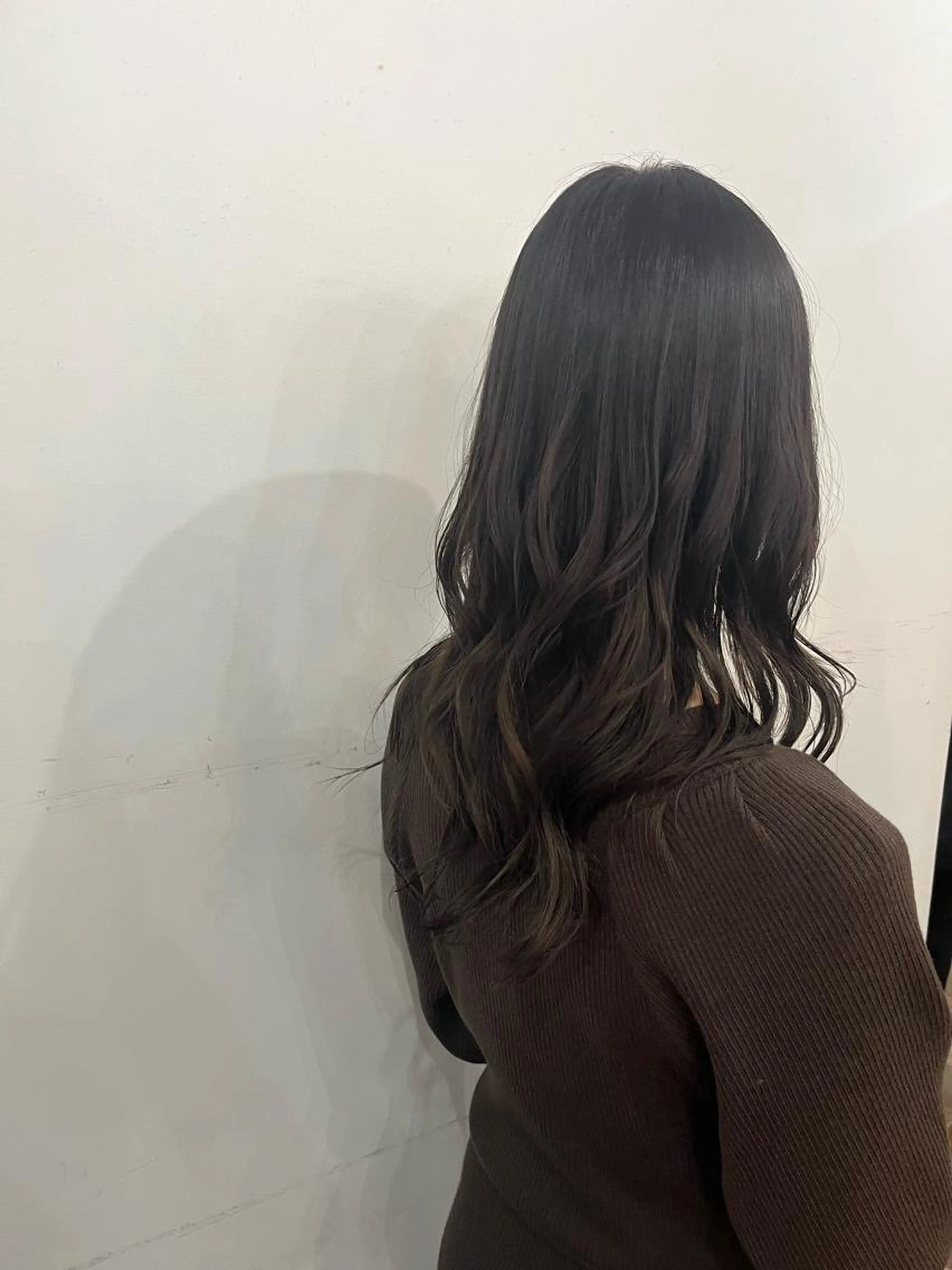 ミディアム カラー アンフィーヘアー所属・amphihair 高橋祐也のヘアスタイル