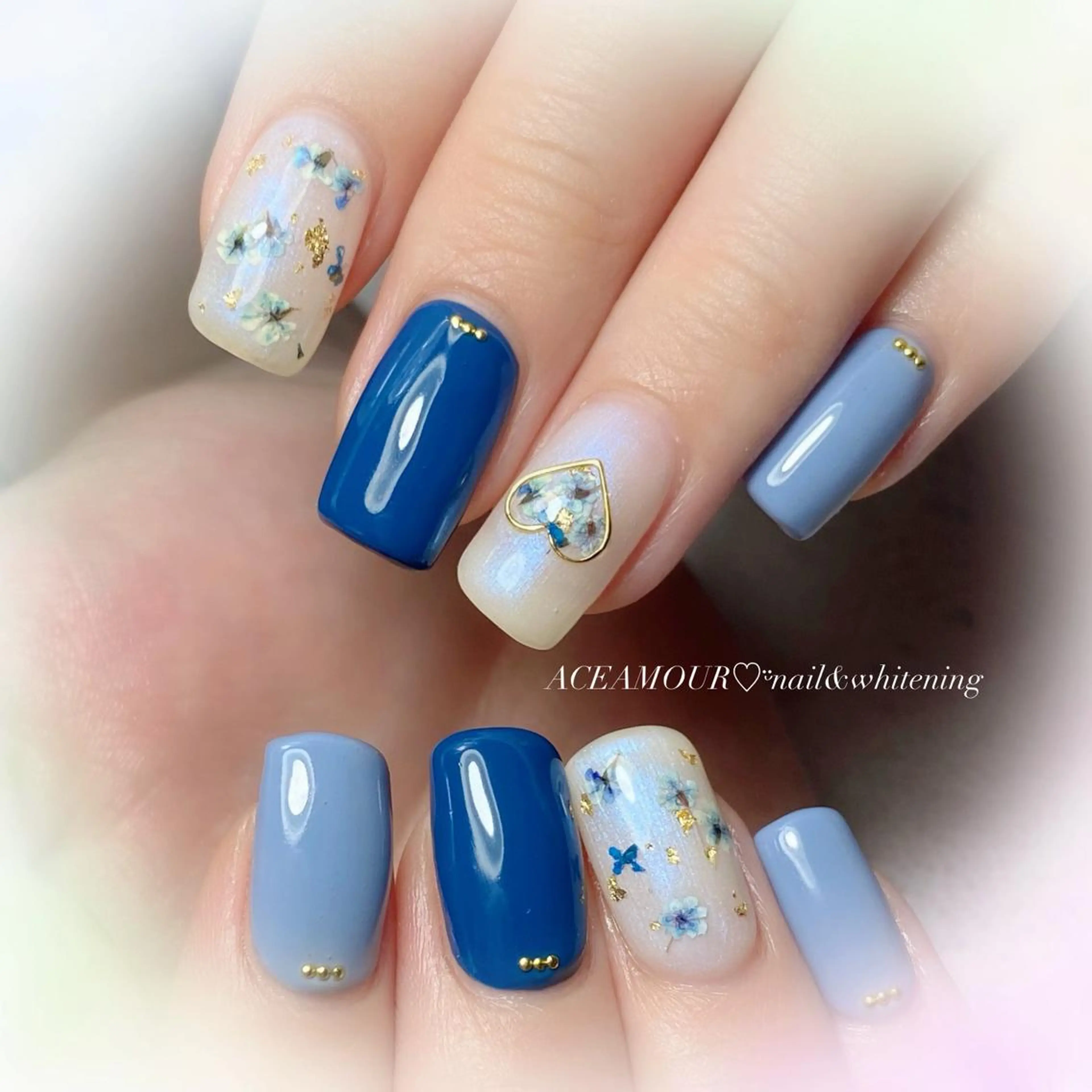 ネイル ブルー ネイル/耳つぼ /新ホワイトニングのネイルデザイン