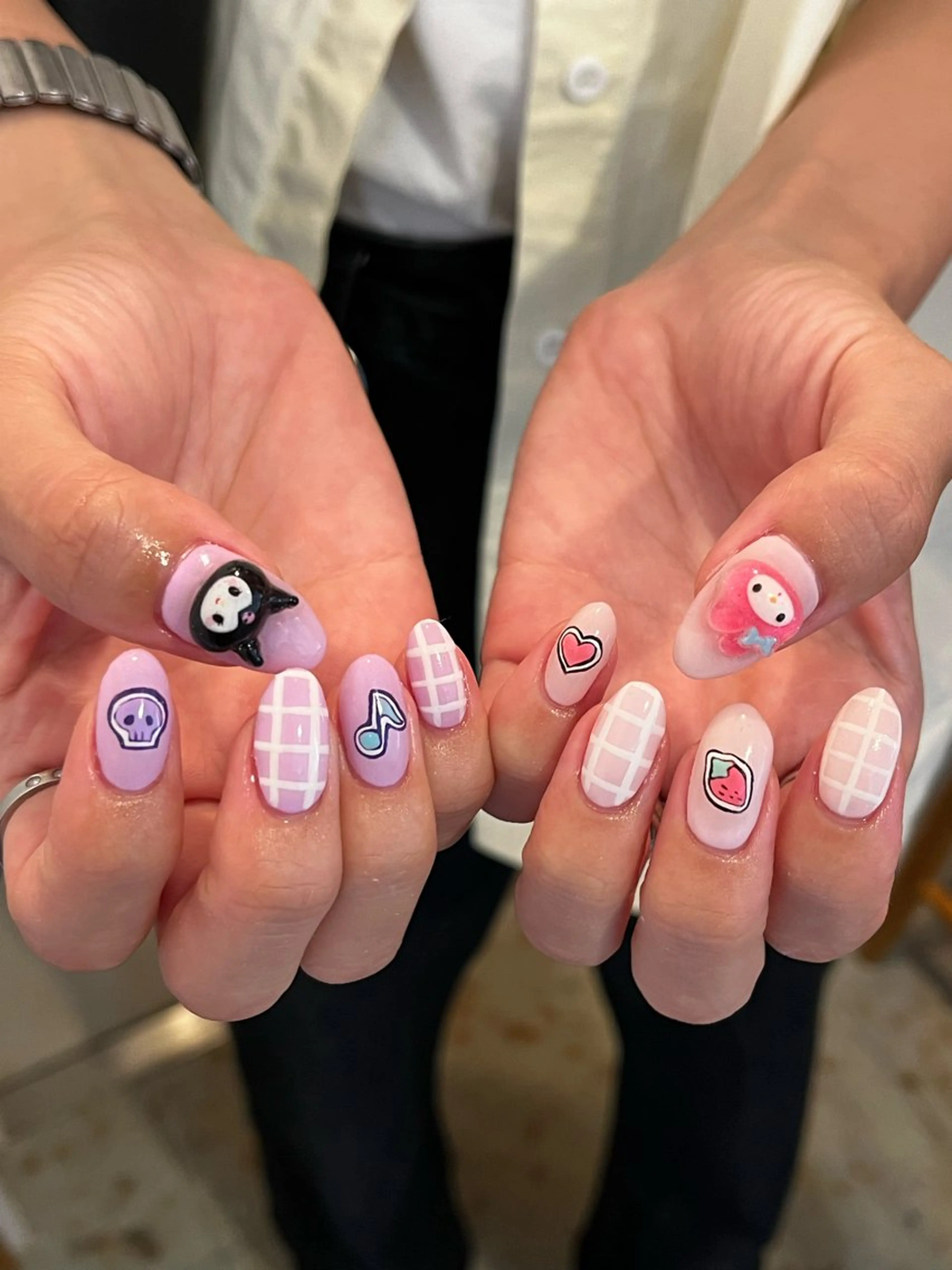 ネイル 文 /個性派ネイルのネイルデザイン