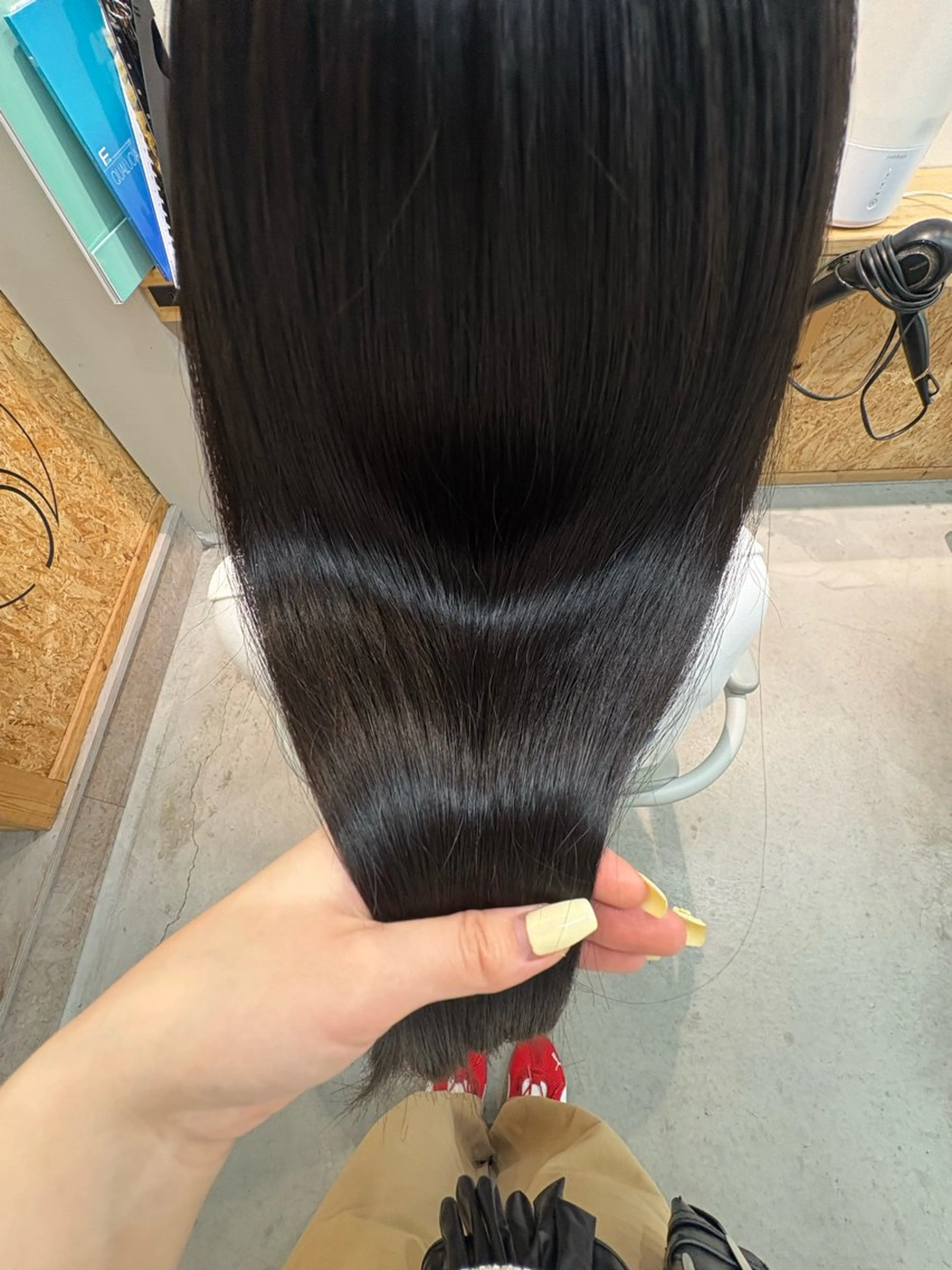 ロング 縮毛矯正 オオニシ ナツミのヘアスタイル