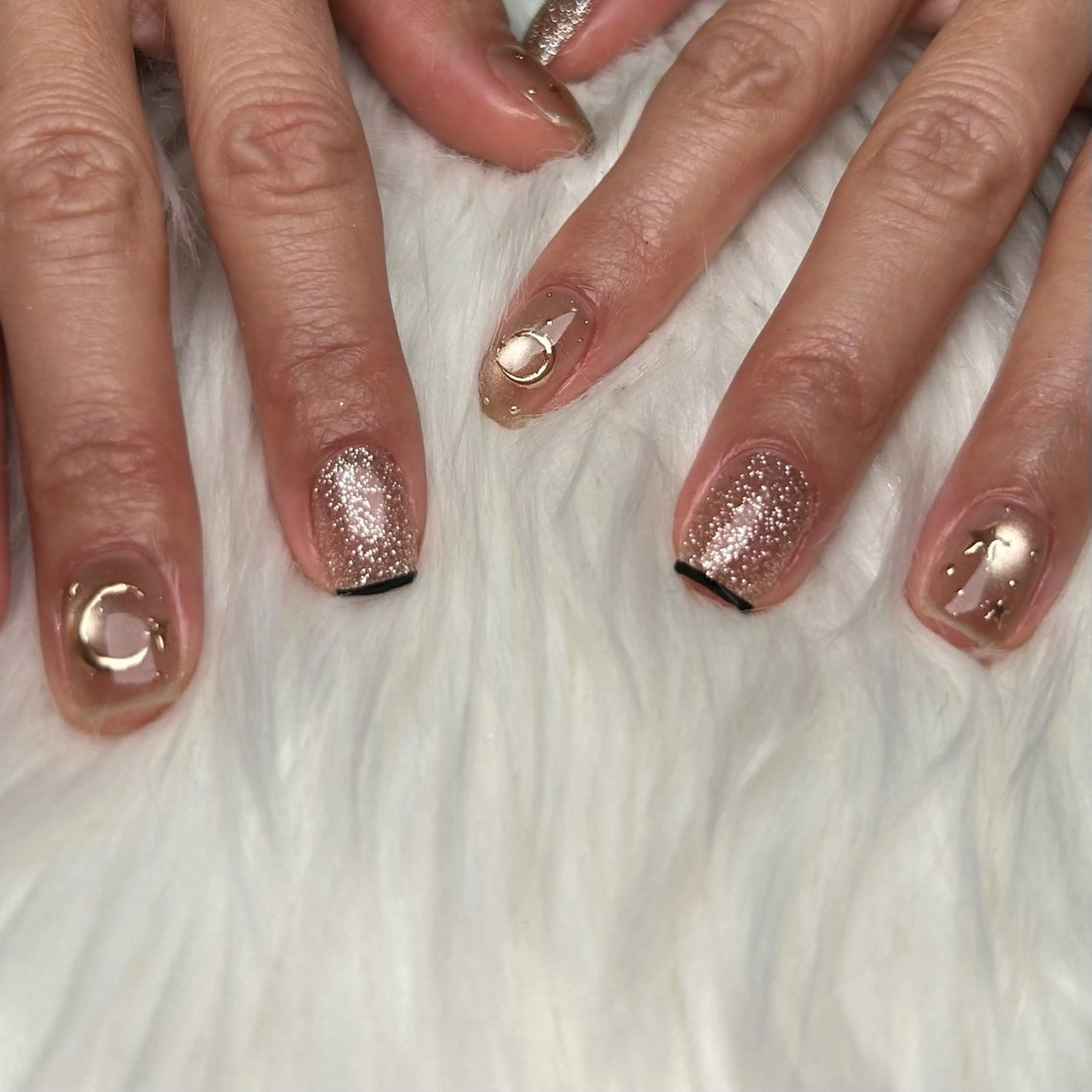 ネイル ハンドネイル Shine'an Maaiのネイルデザイン