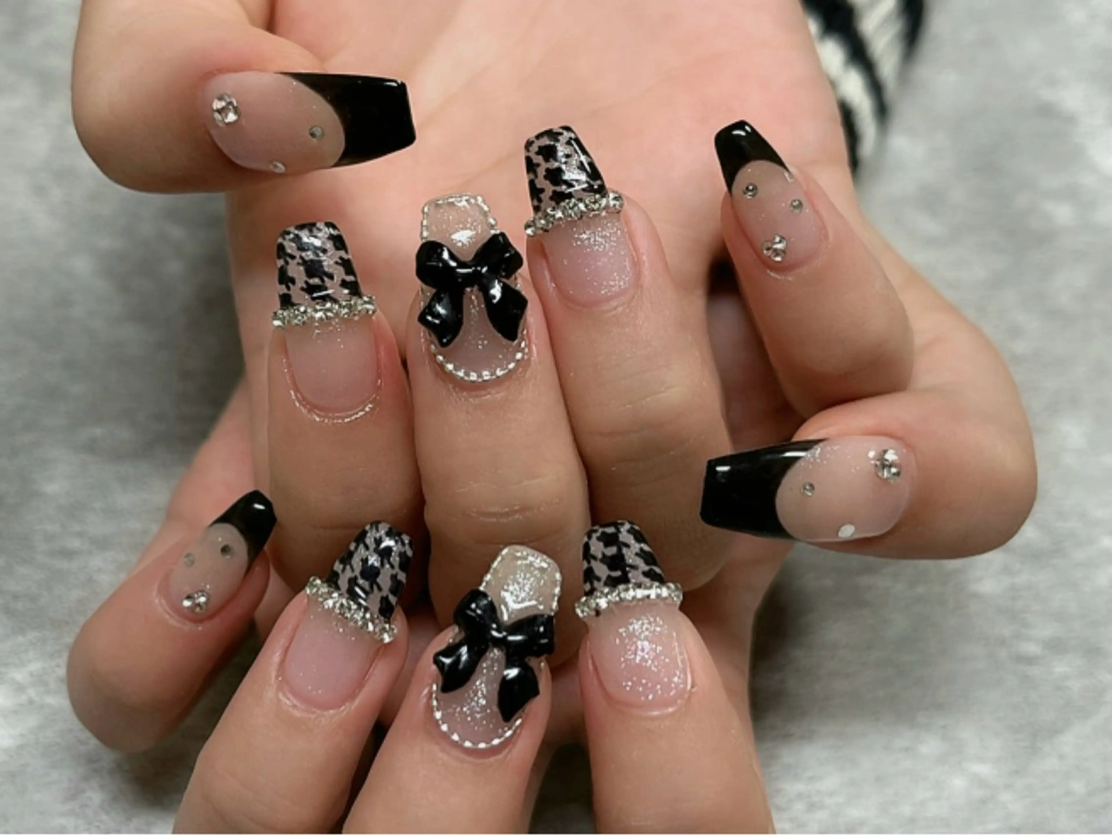 ネイル ハンドネイル Protea きぬがわ らむのネイルデザイン