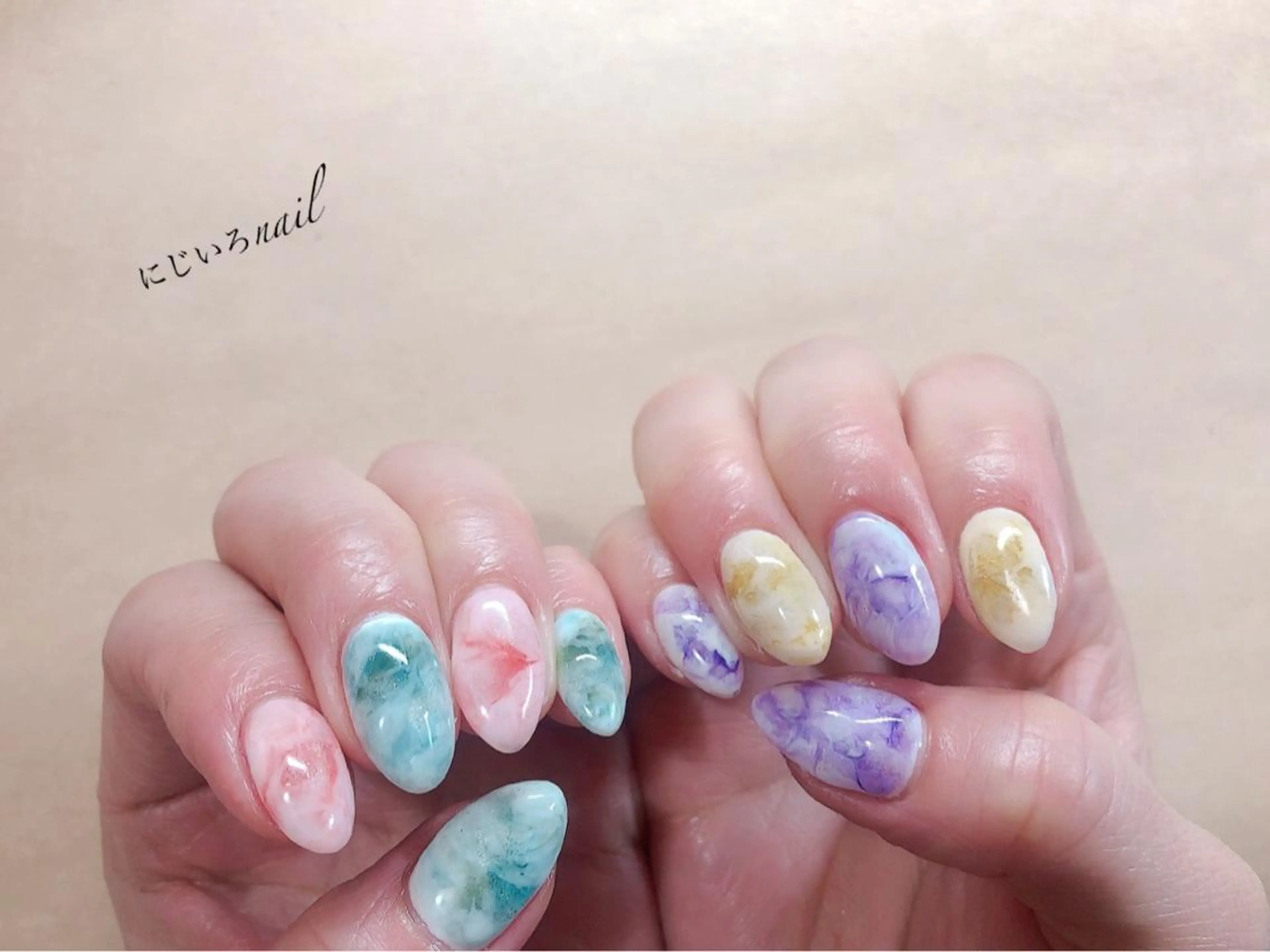 ネイル にじいろ nailのネイルデザイン