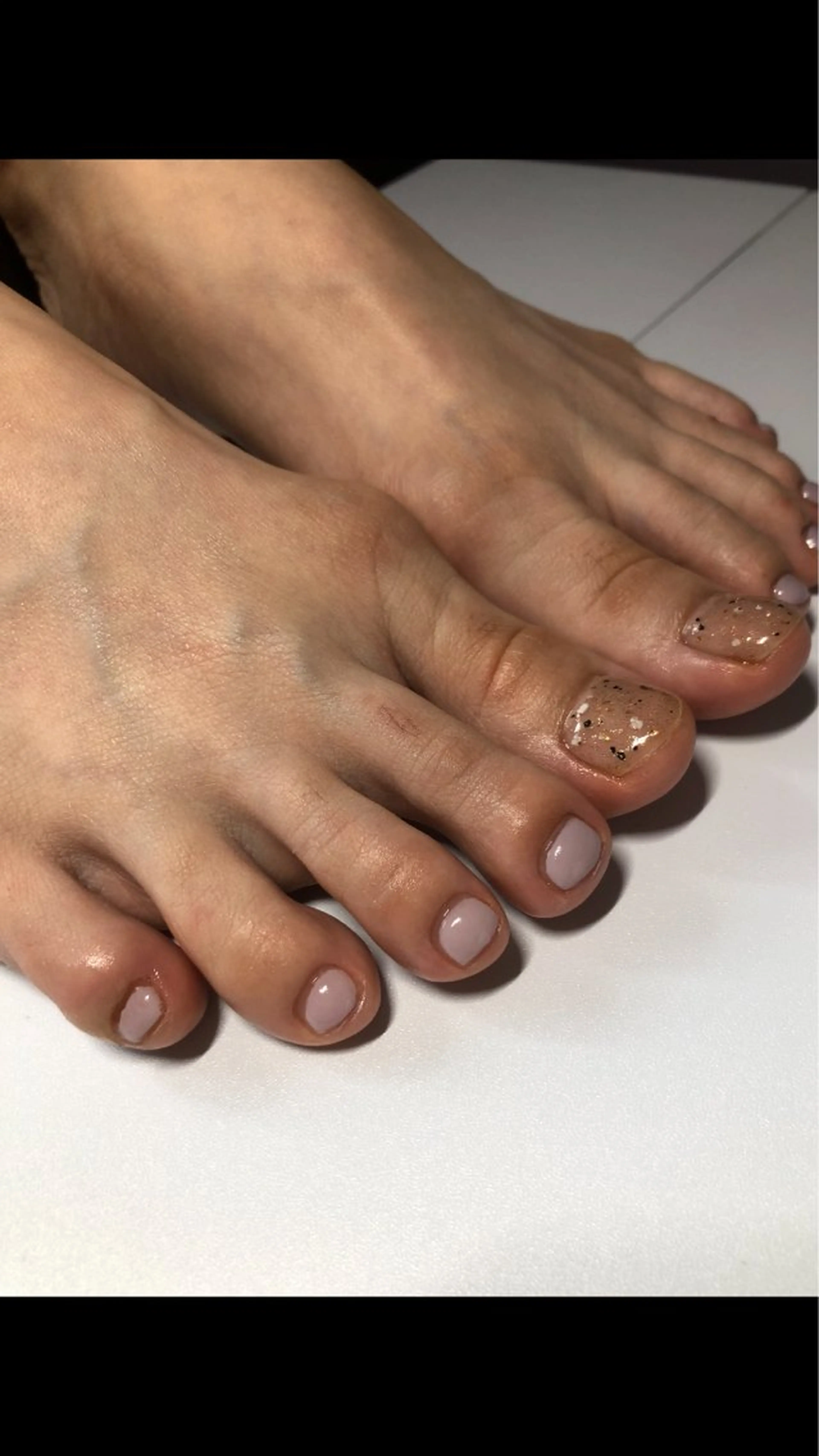 フットネイル　ワンカラー（何色でも可）　　　　　　　　オフケア、フットバス込みの写真