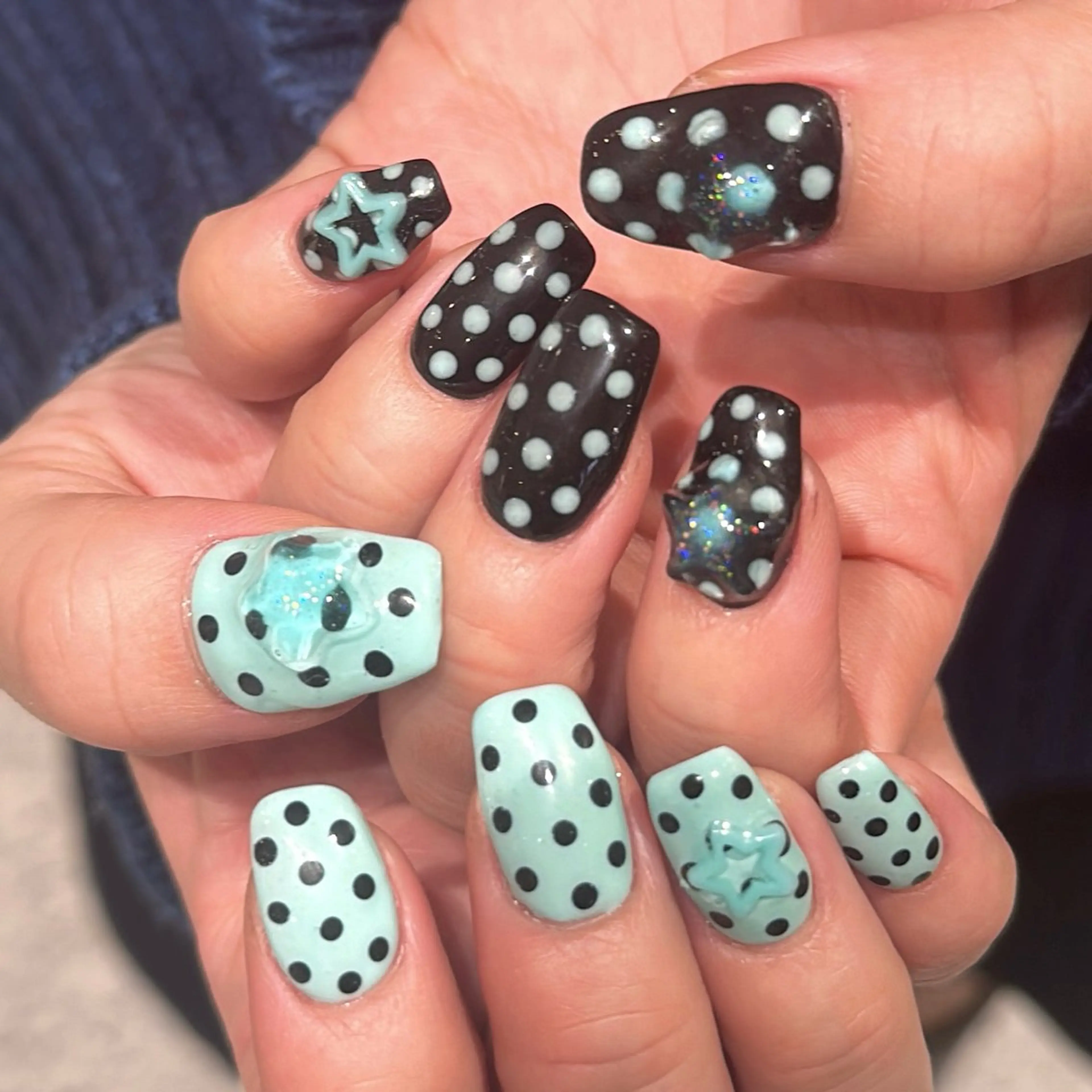 ネイル ハンドネイル 👽個性派ネイル🎀 komachiのヘアスタイル