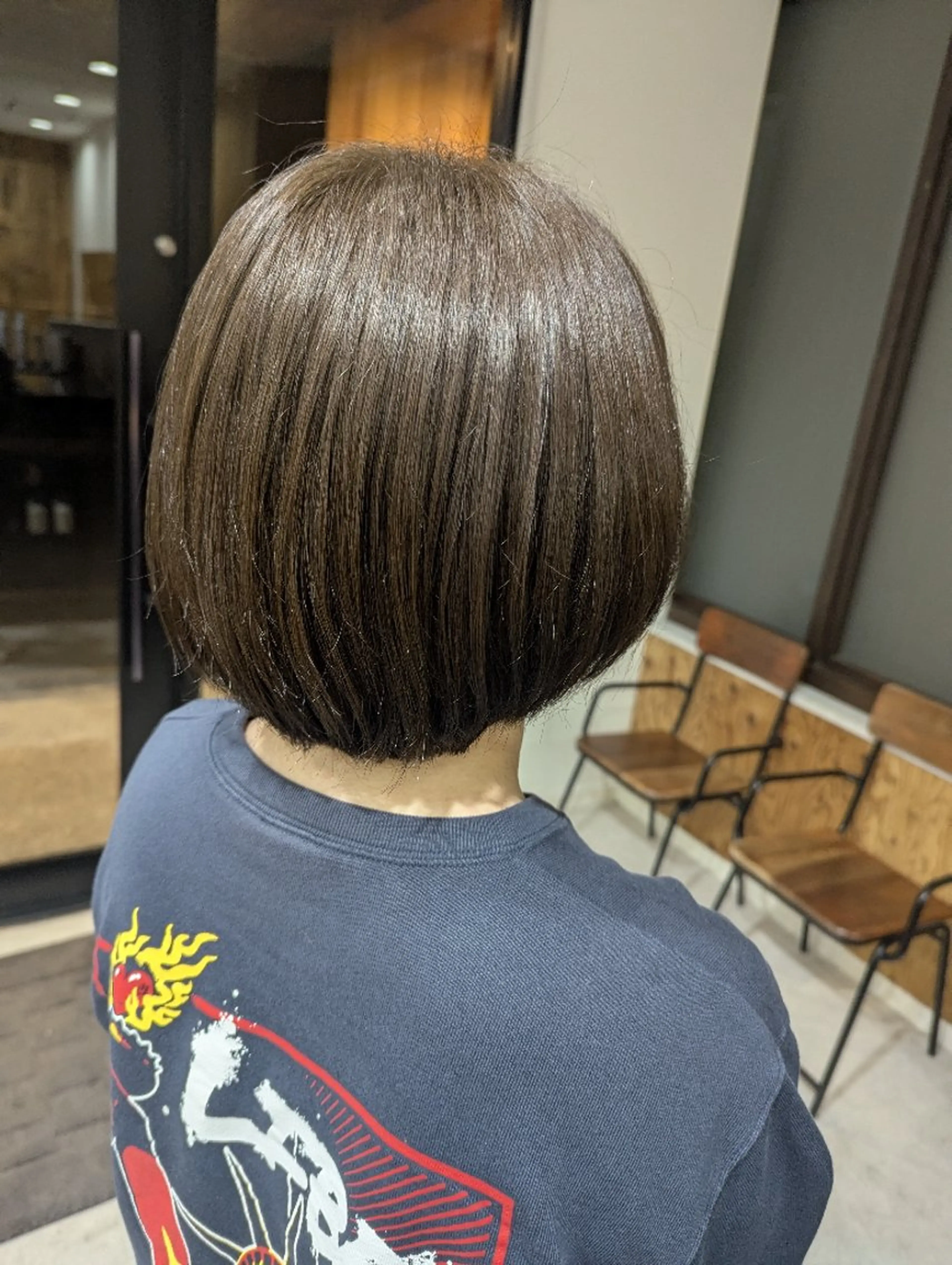 ショート カラー 桑原 彩花のヘアスタイル