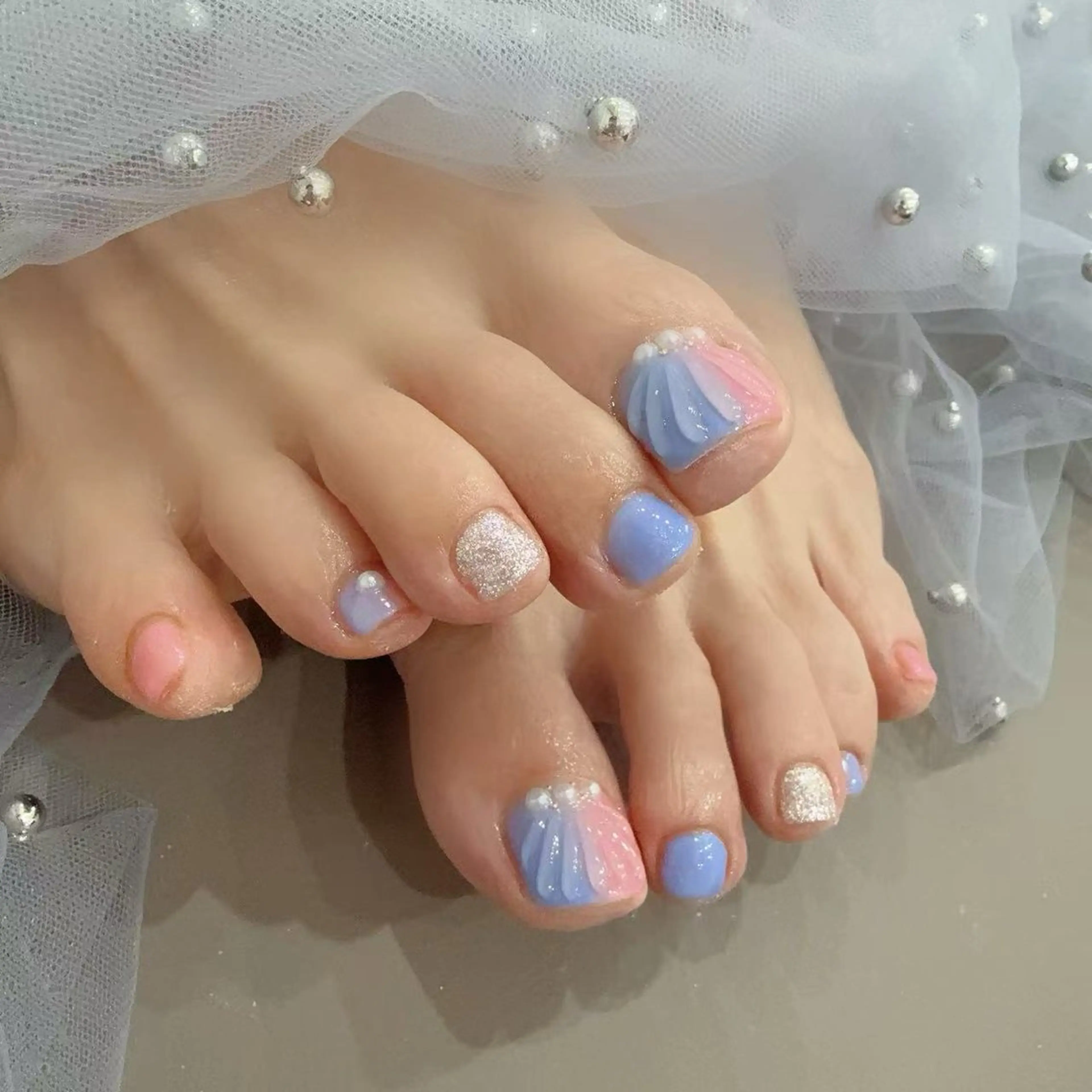 ネイル フットネイル Fairyフェアリーネイルサロン所属・シズ セキのネイルデザイン