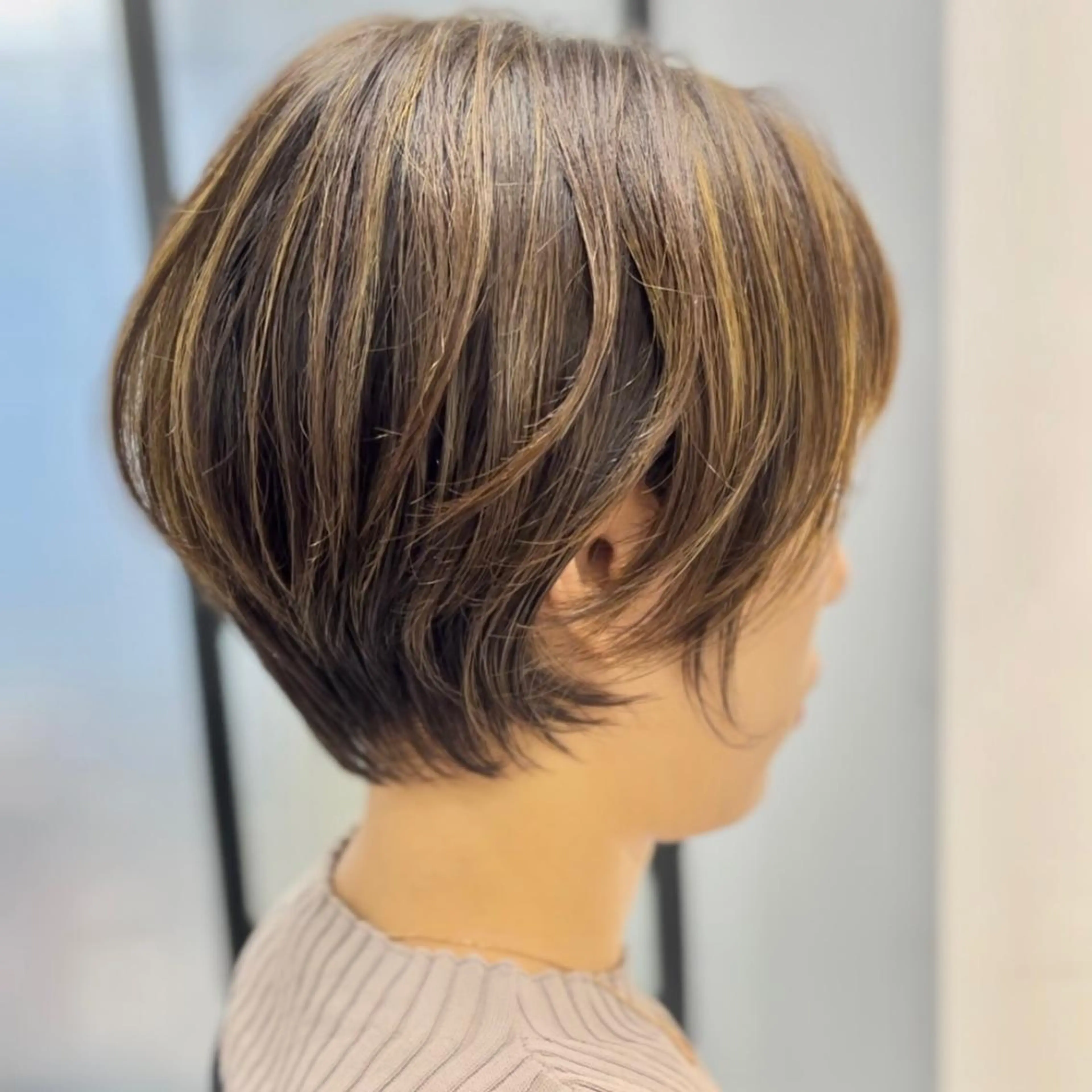 ショート カラー ハイライトカラー ハイライト ショートヘア ショートヘア、ボブ こやさん　コヤマのヘアスタイル